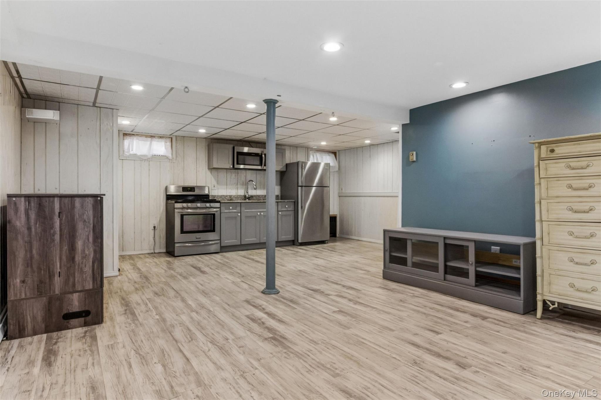 84 Barnum Street
