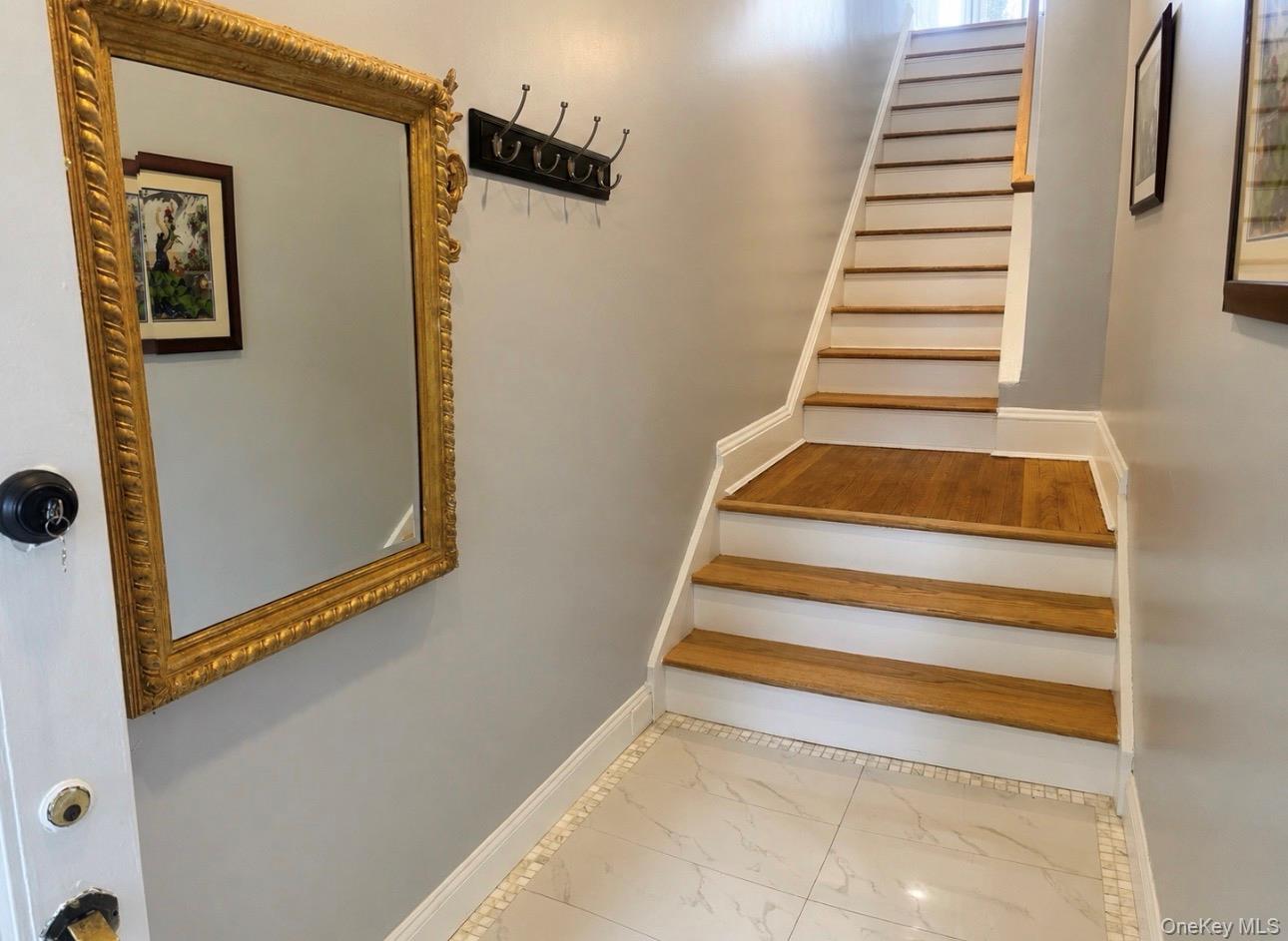 49 Hempstead Avenue
