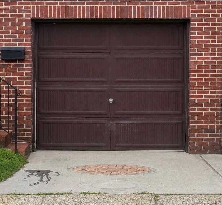 49 Hempstead Avenue