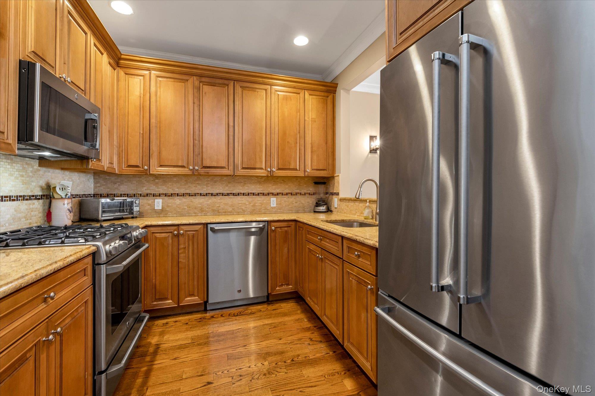 100 Empire Blvd Unit: 13