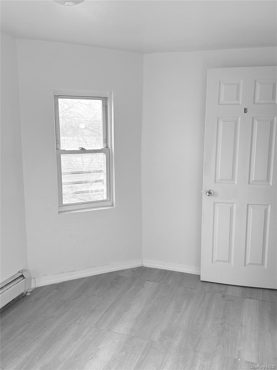 14-04 Dickens Street