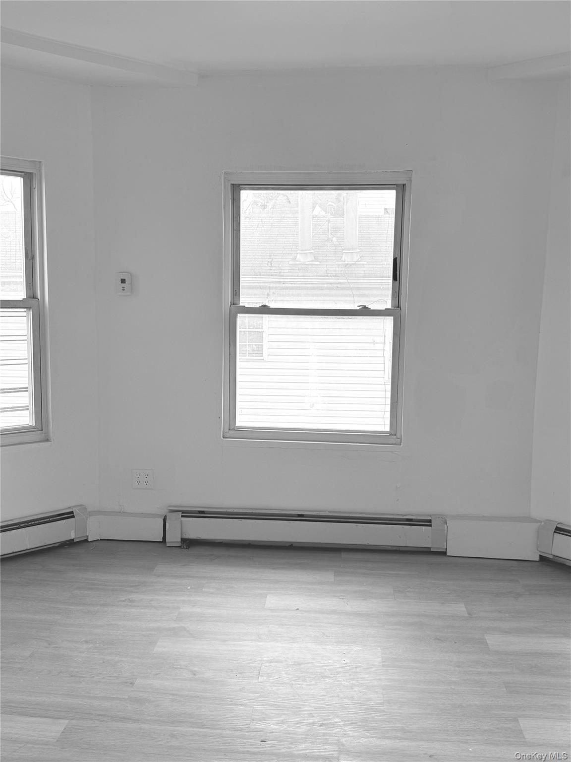 14-04 Dickens Street