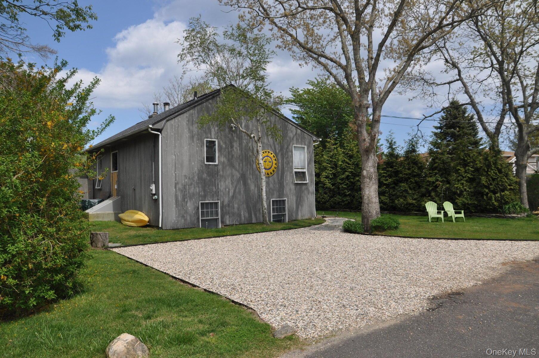 14 Hoover Court
