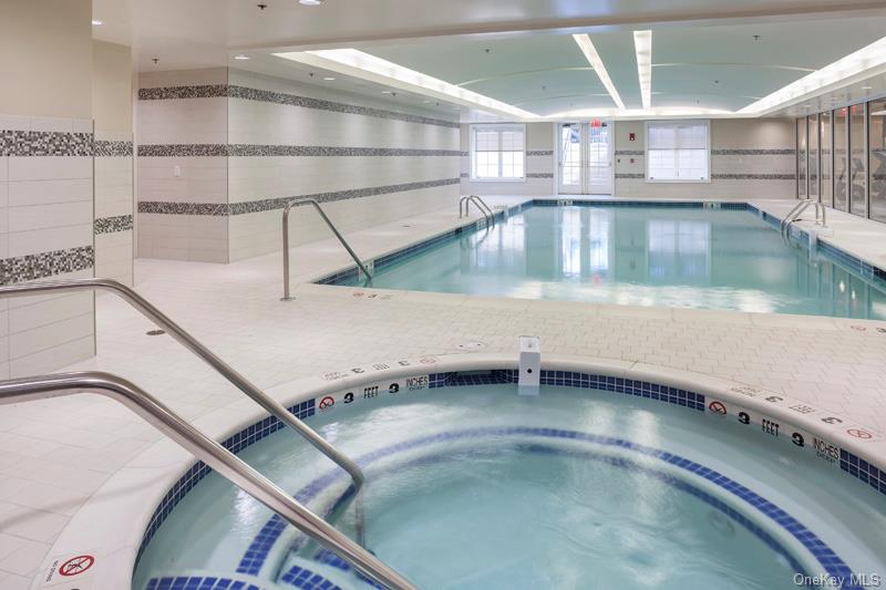 6000 Royal Court Unit: 6204