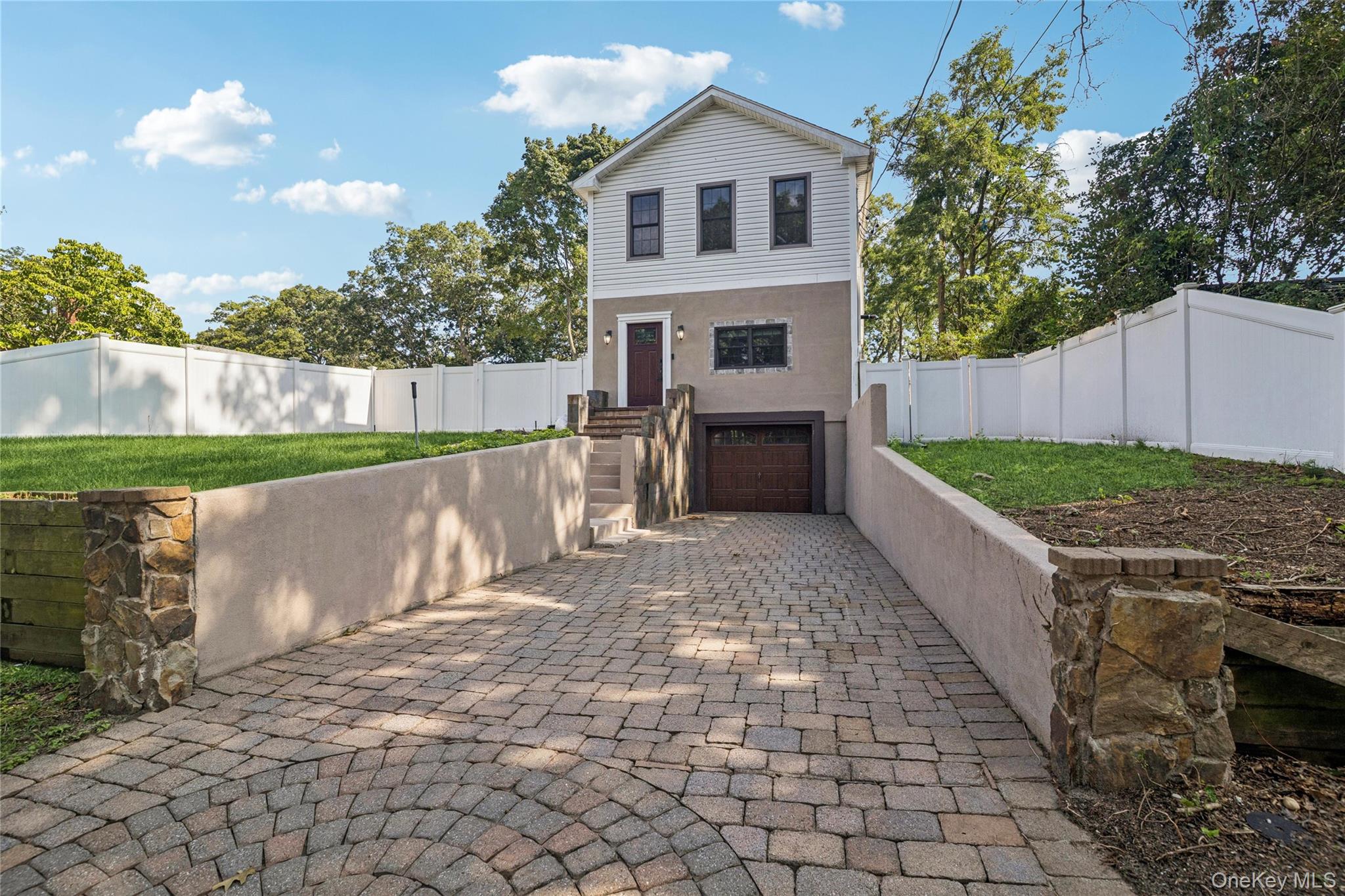 44 Ridgedale Avenue