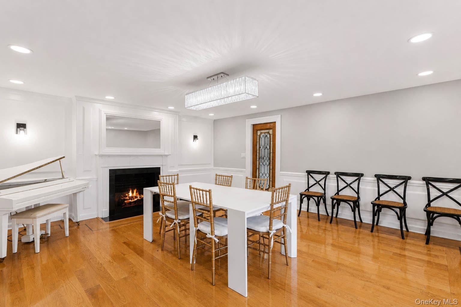 450 Oyster Bay Road