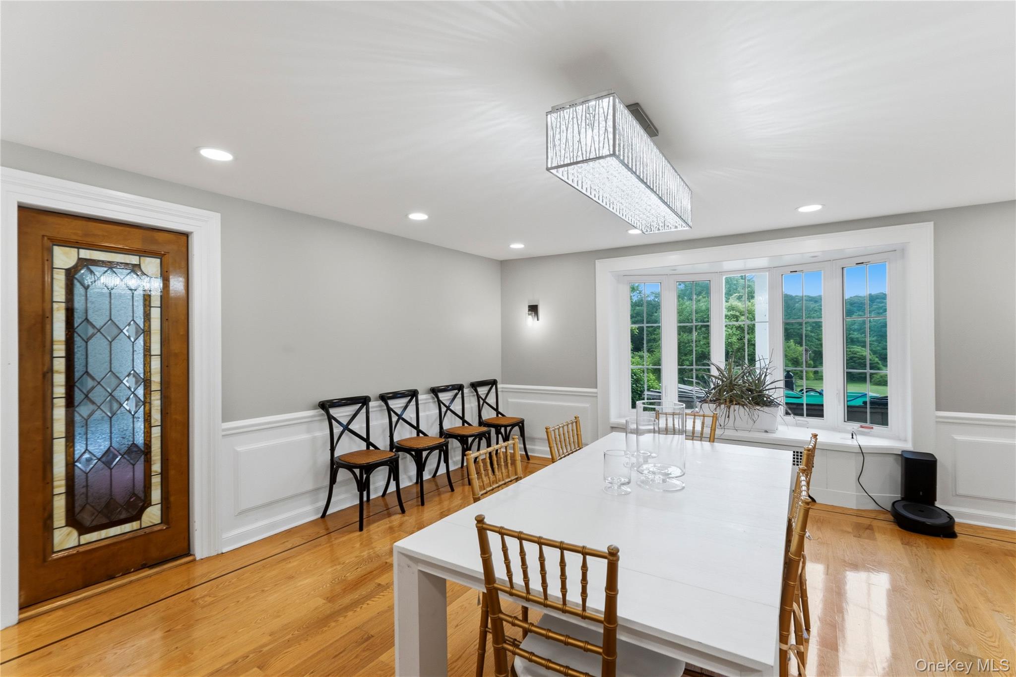 450 Oyster Bay Road