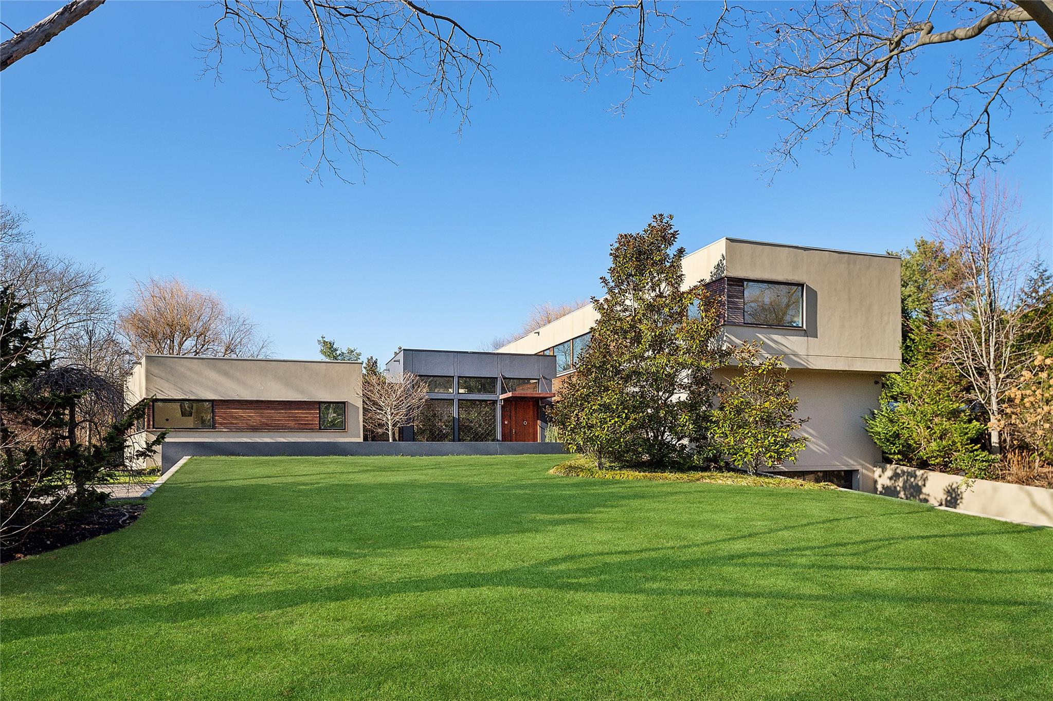 15 Westwood Drive