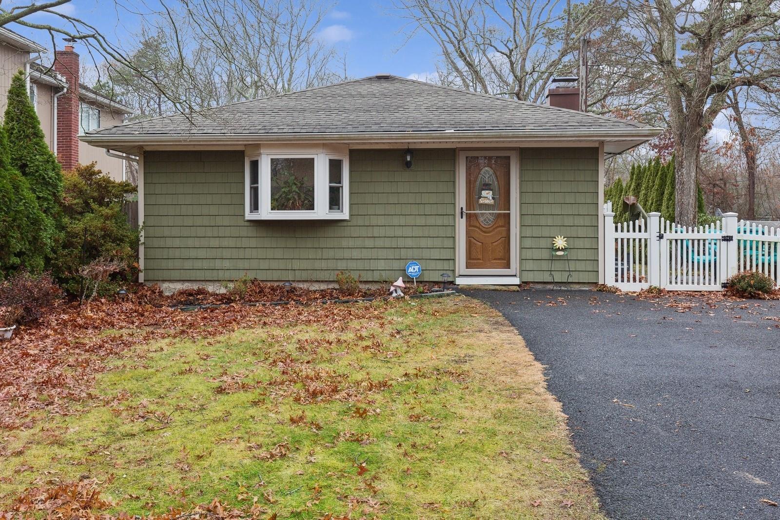 72 Stackyard Drive