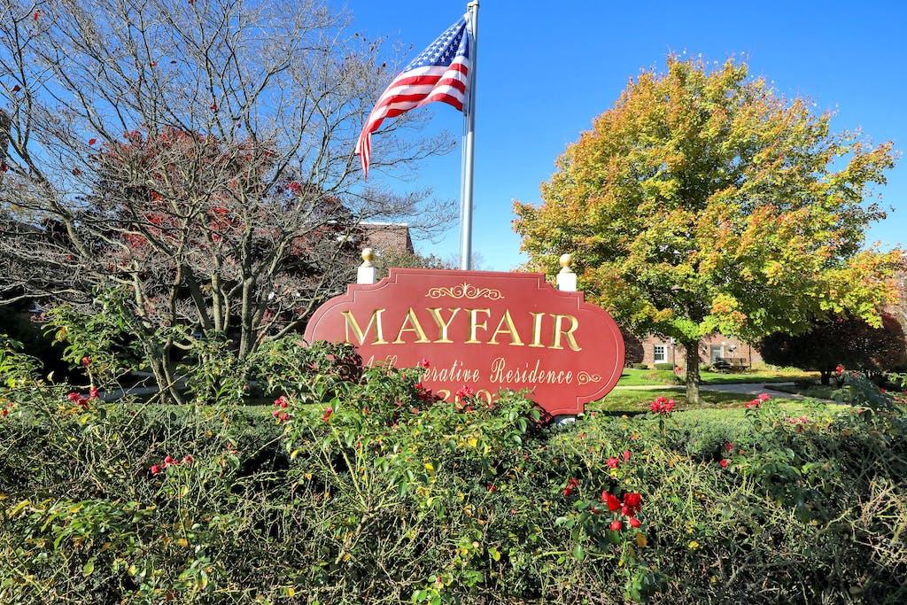 200 N Village Avenue Unit: F1