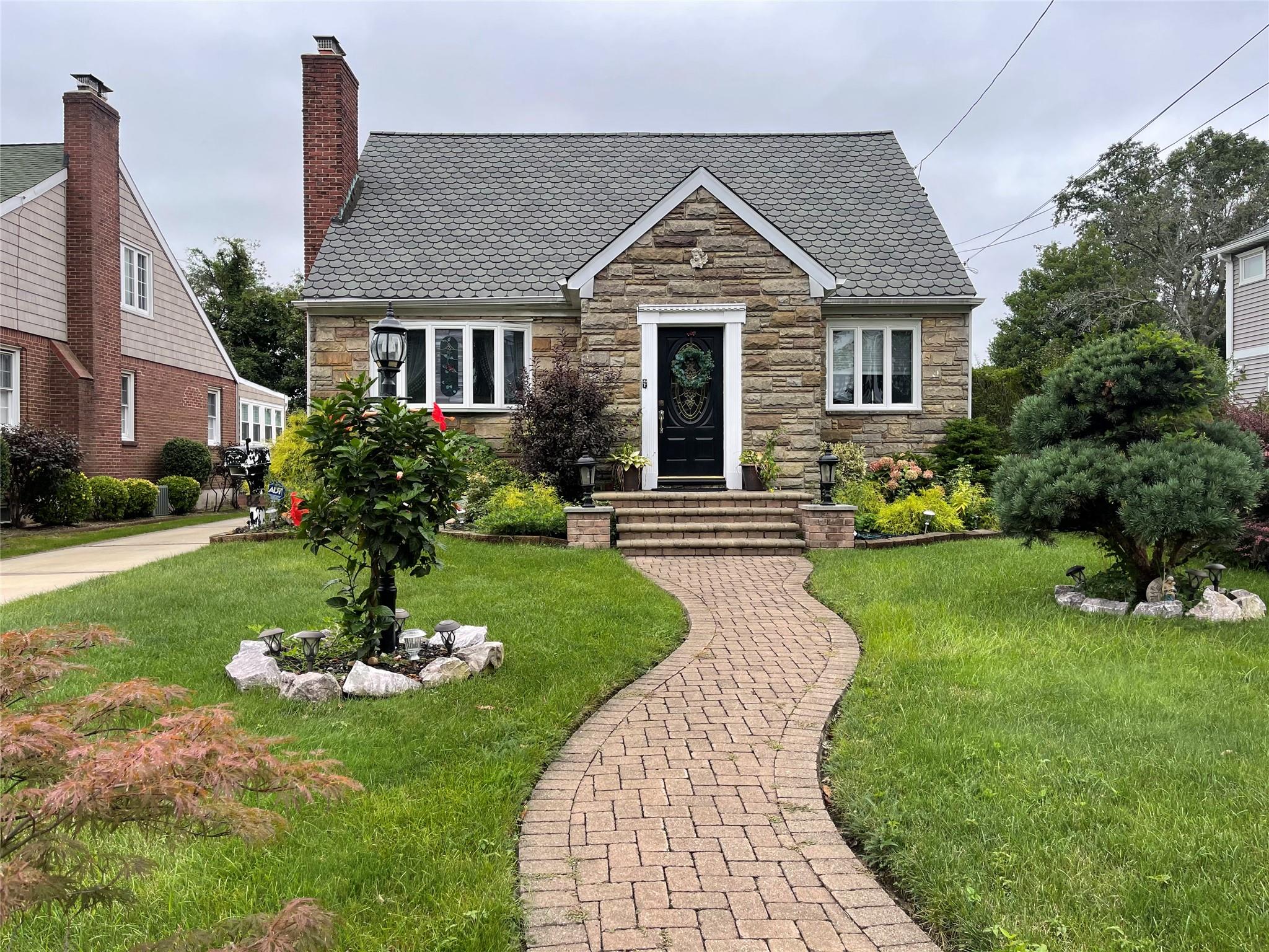84 Denton Avenue