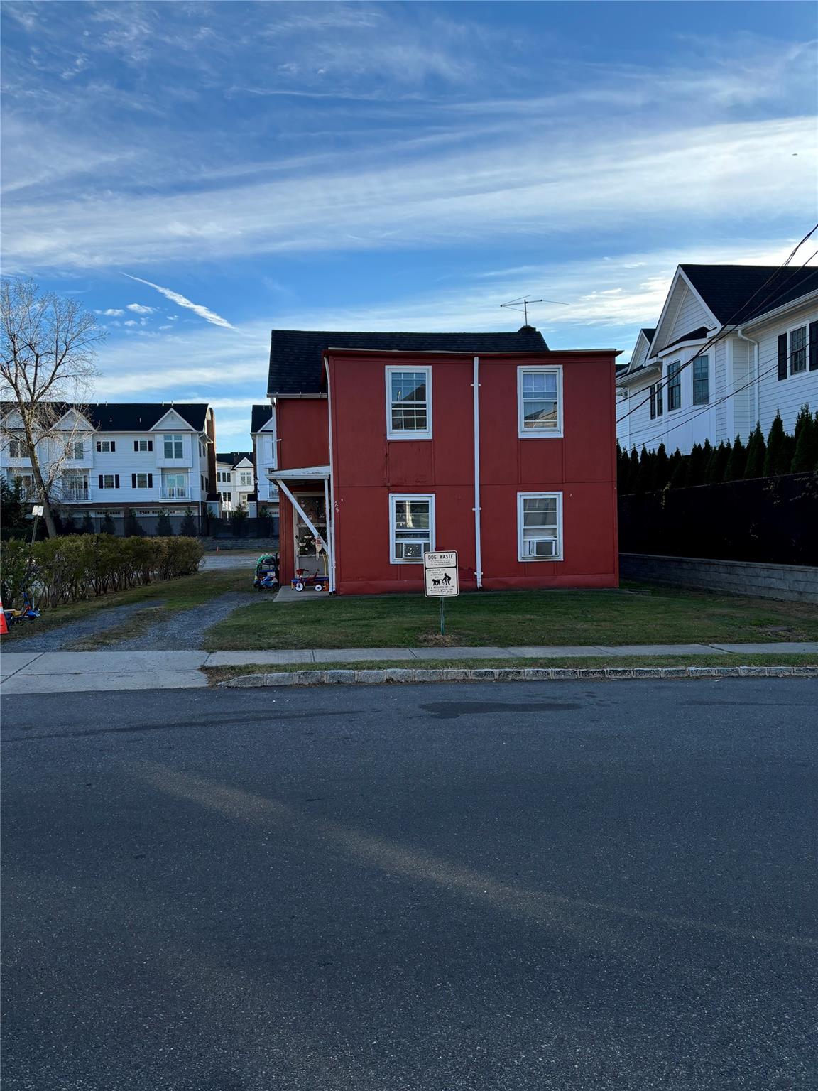 25 Skillman Street