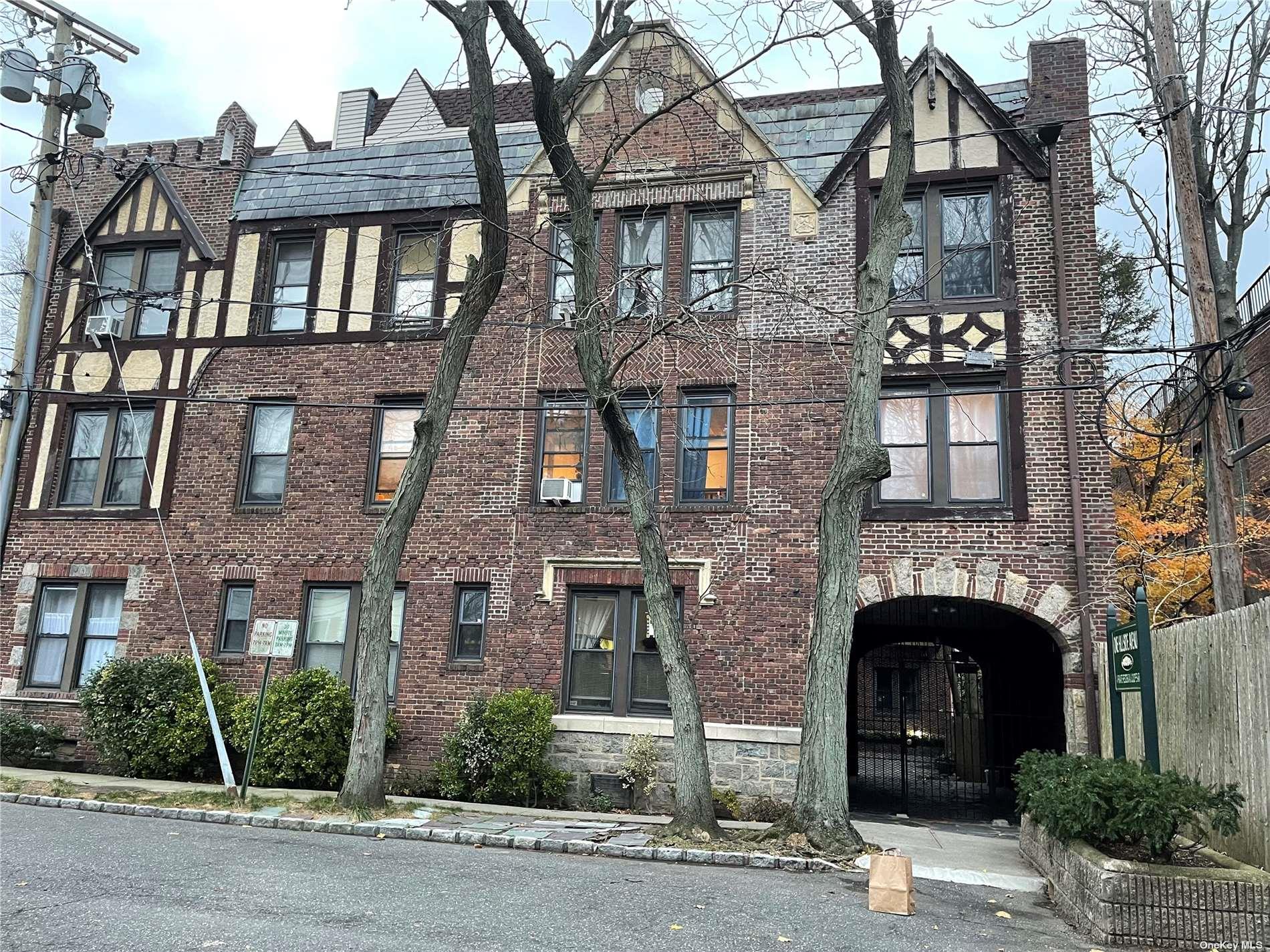 1 Hillside Avenue Unit: 1G