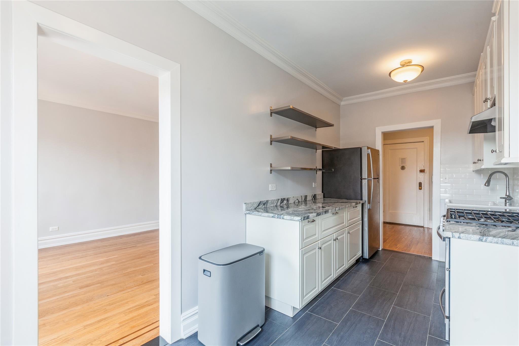 35-27 81st Street Unit: 5E