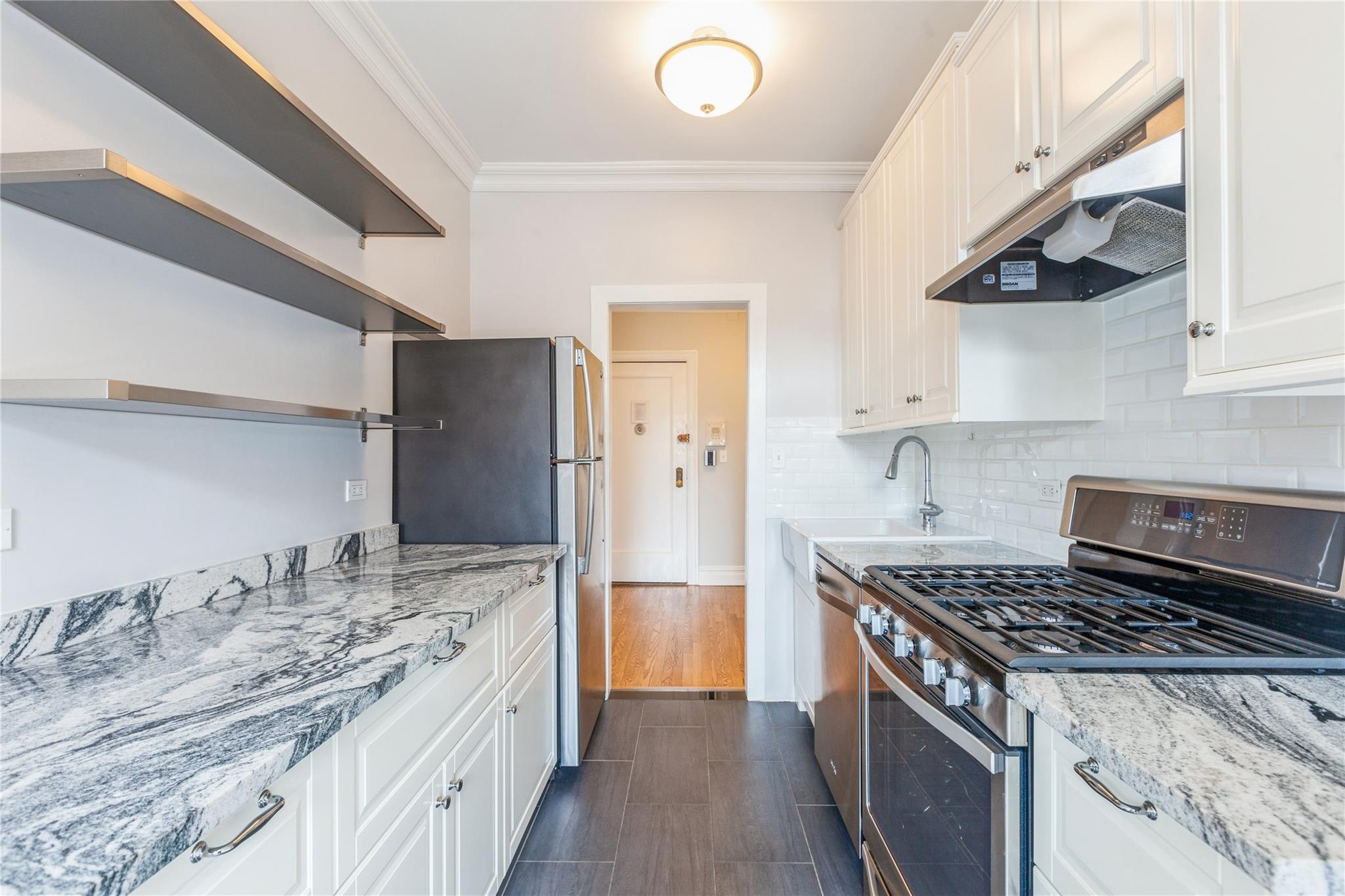 35-27 81st Street Unit: 5E