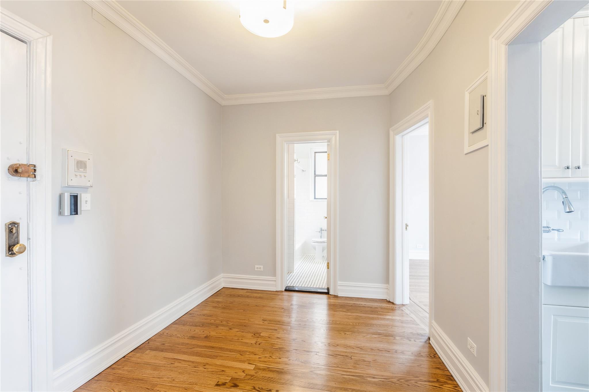 35-27 81st Street Unit: 5E