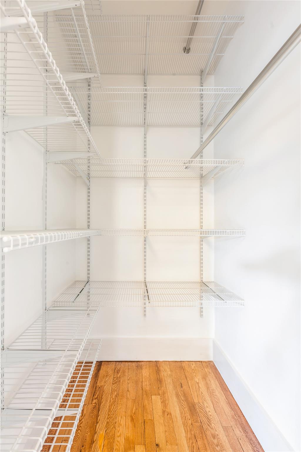 35-27 81st Street Unit: 5E