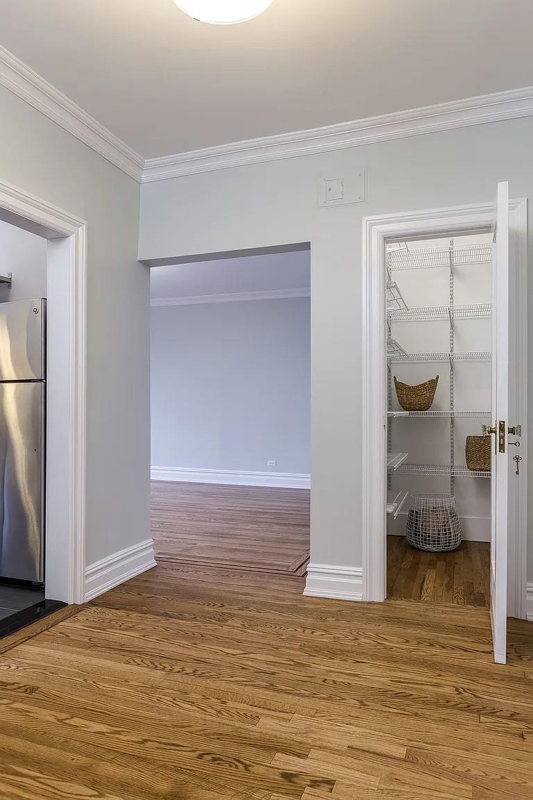 35-27 81st Street Unit: 5E