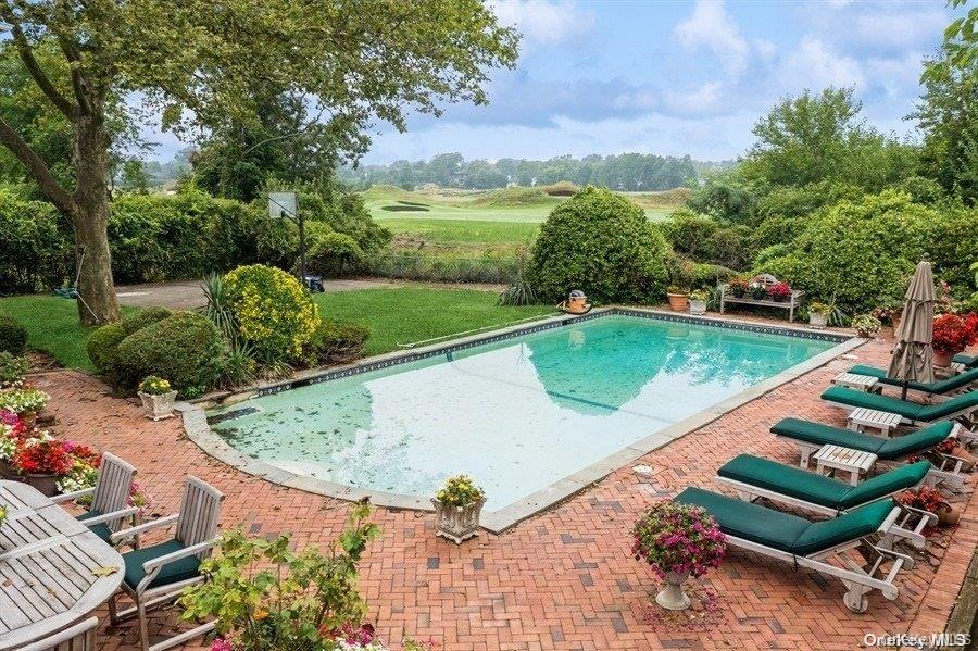30 Thixton Drive