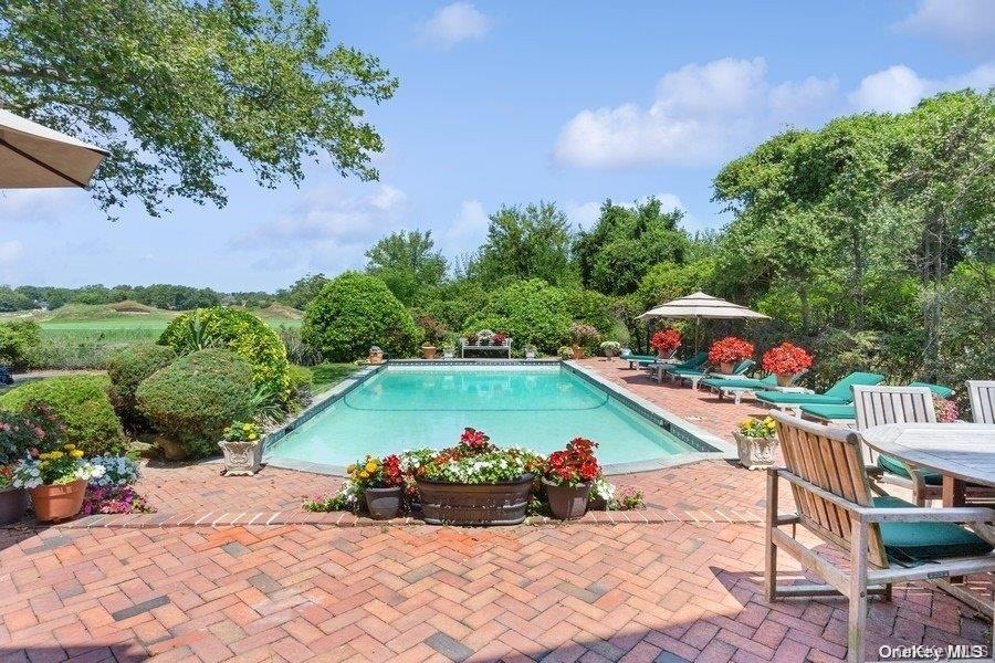 30 Thixton Drive