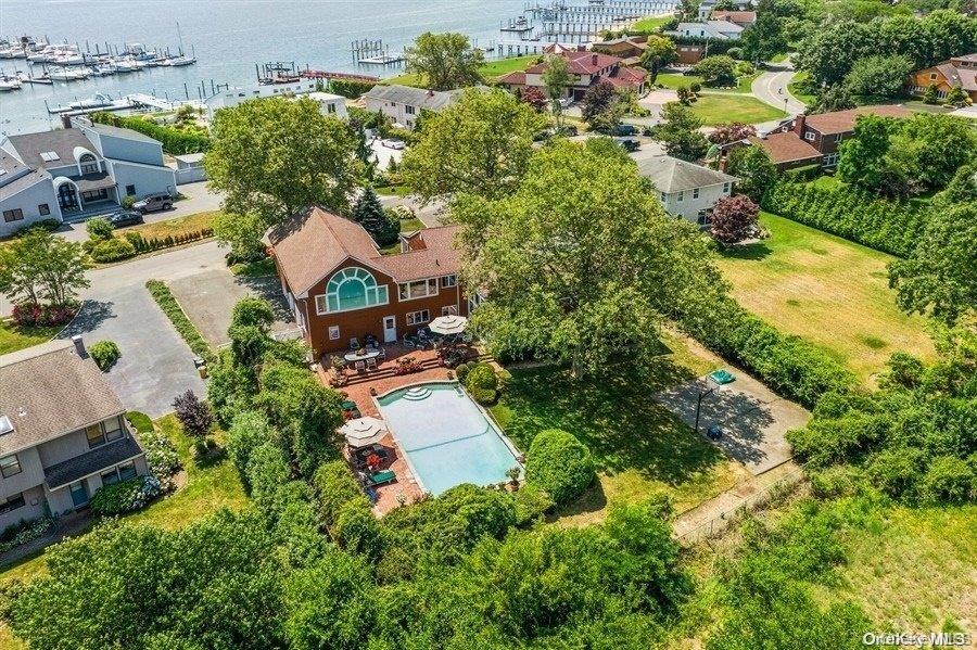 30 Thixton Drive