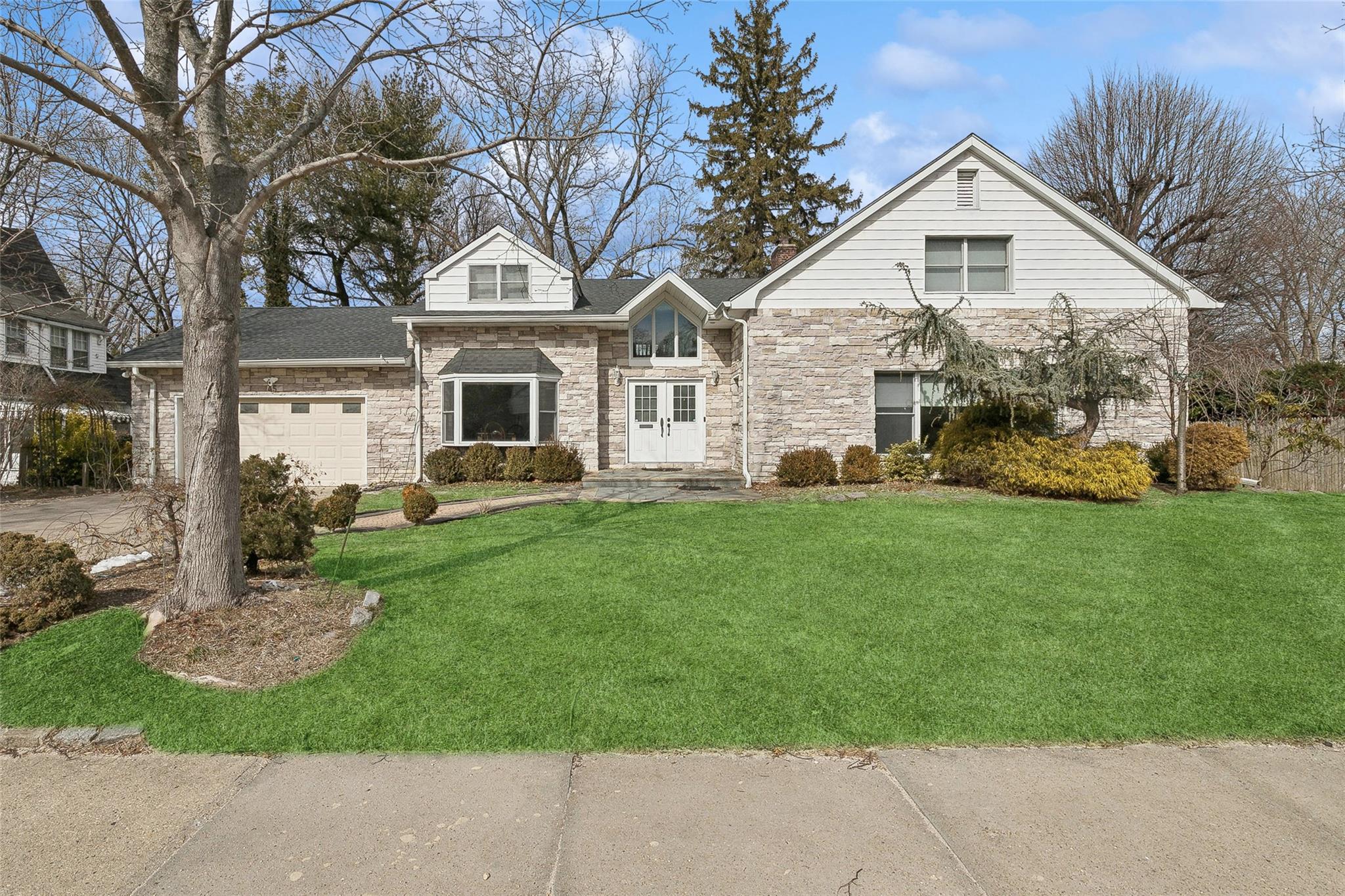 45 Nassau Drive