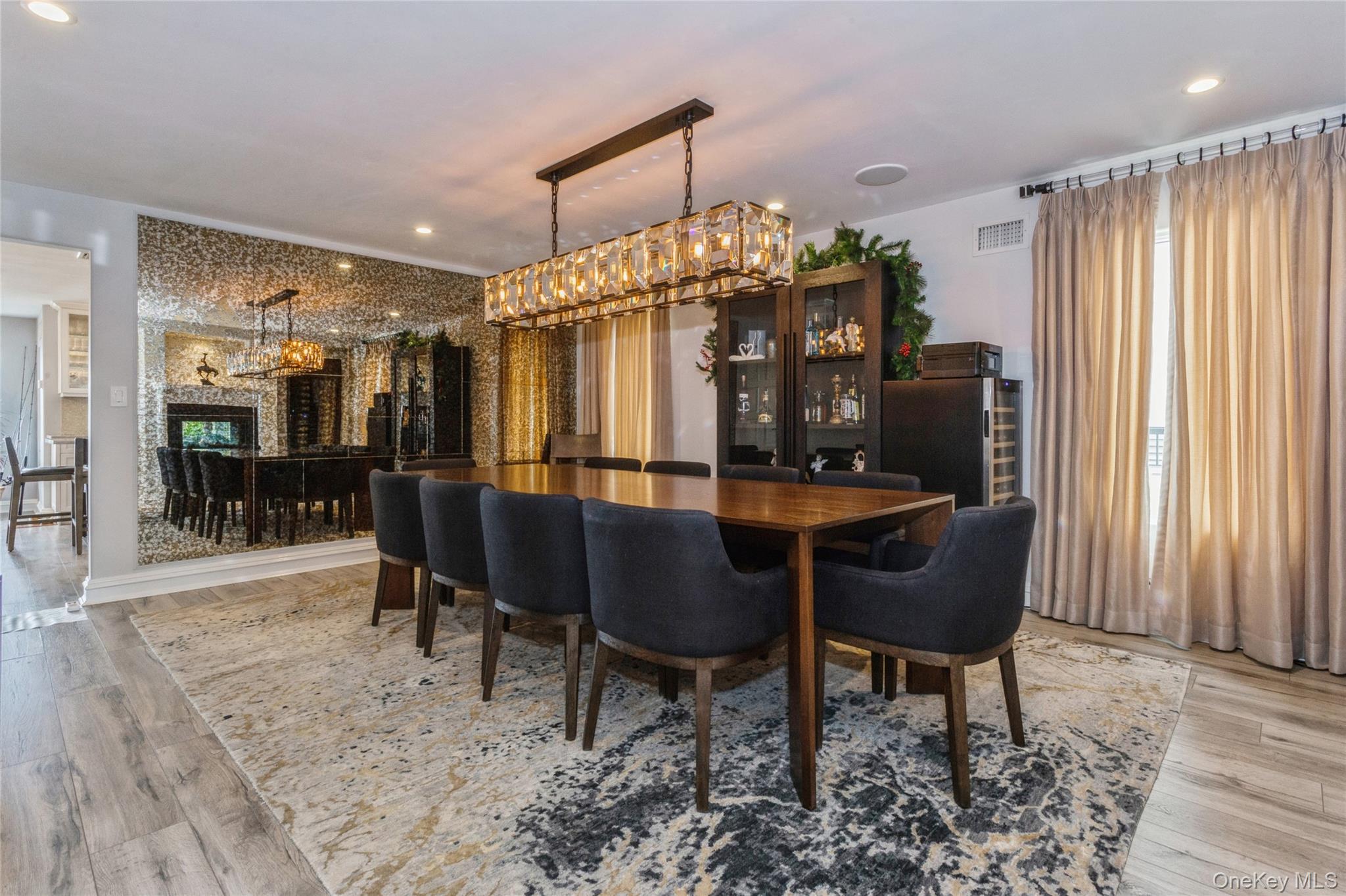 319 Harbor Drive