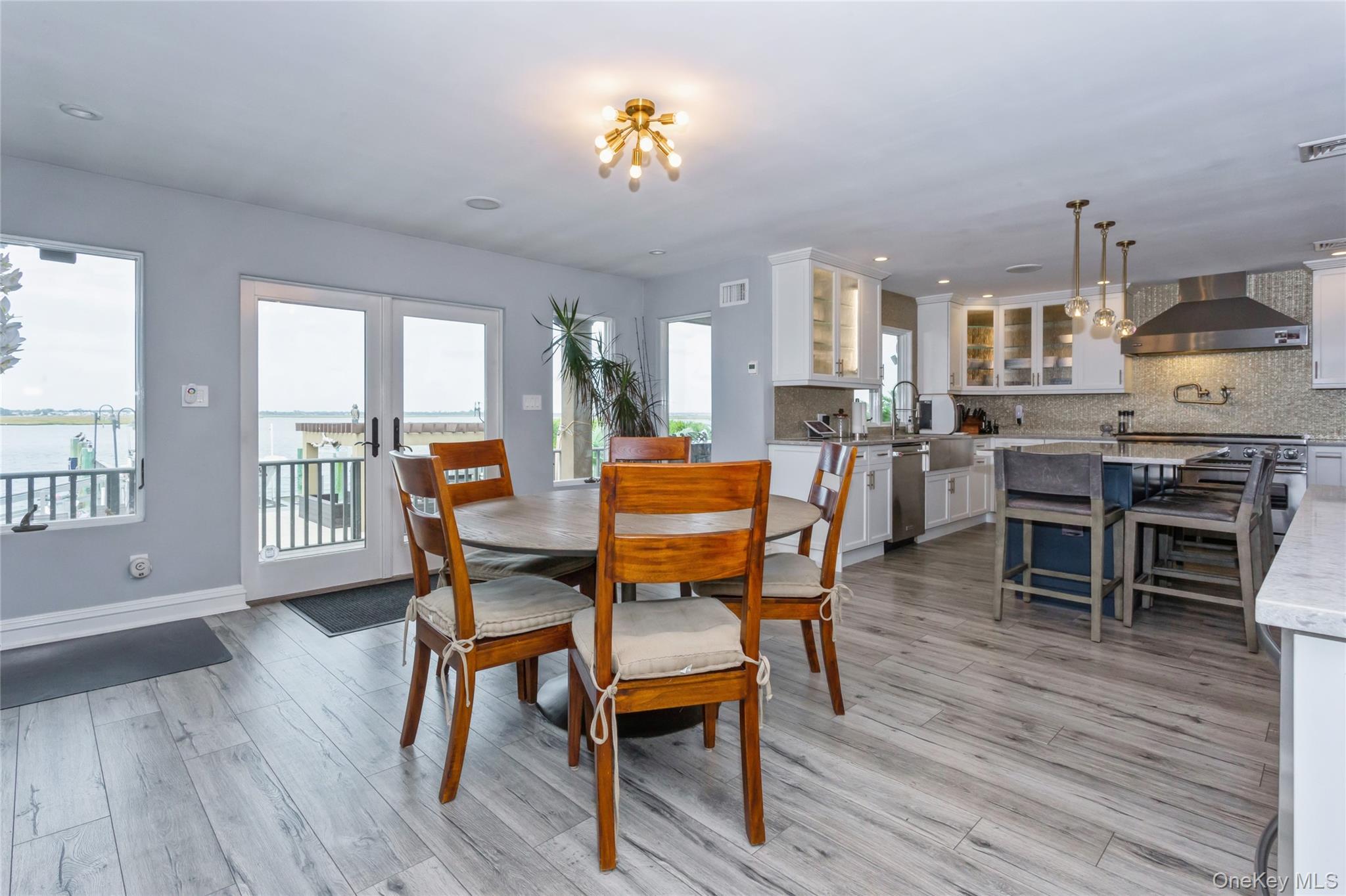 319 Harbor Drive