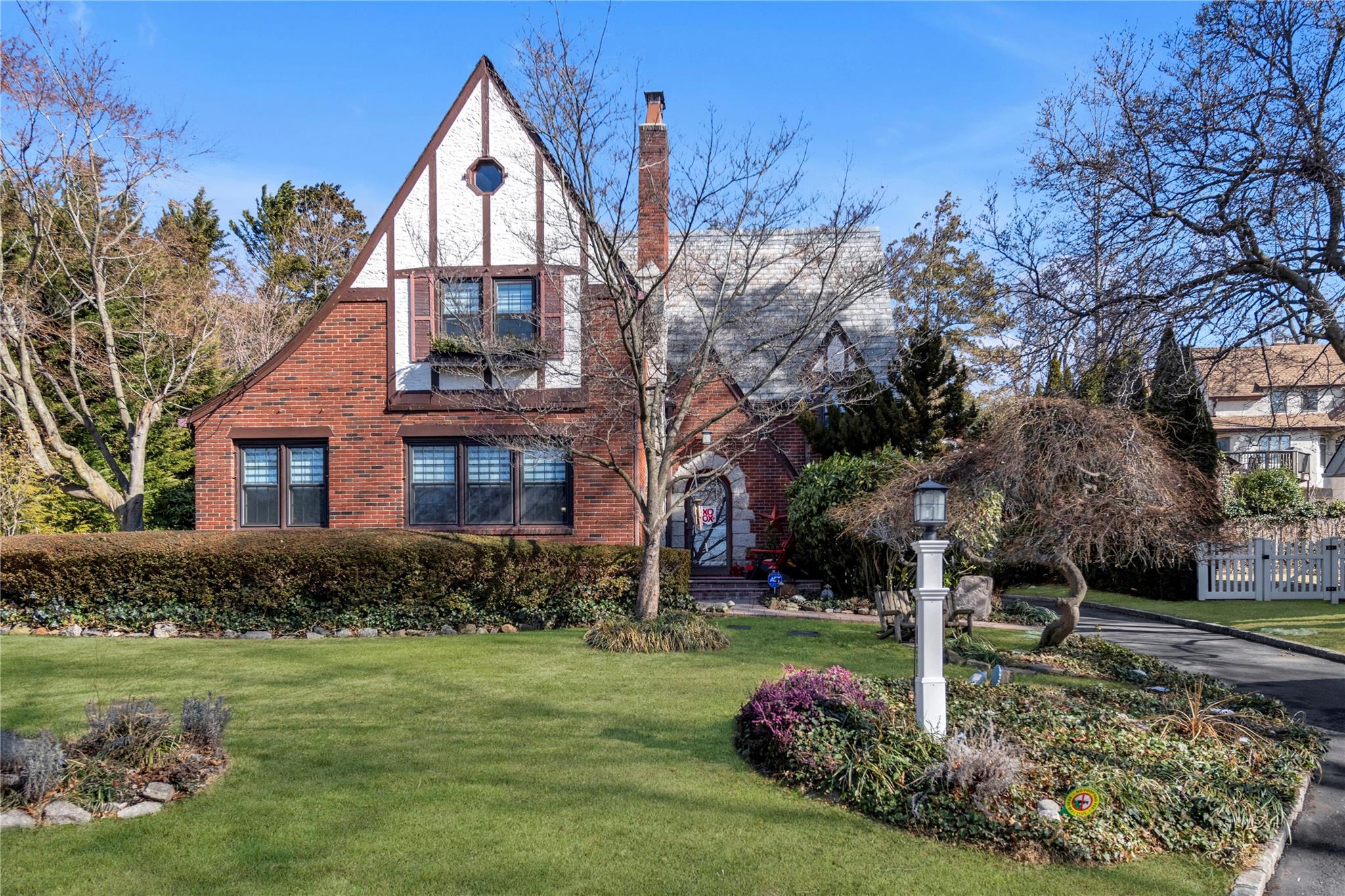 24 Meadow Drive