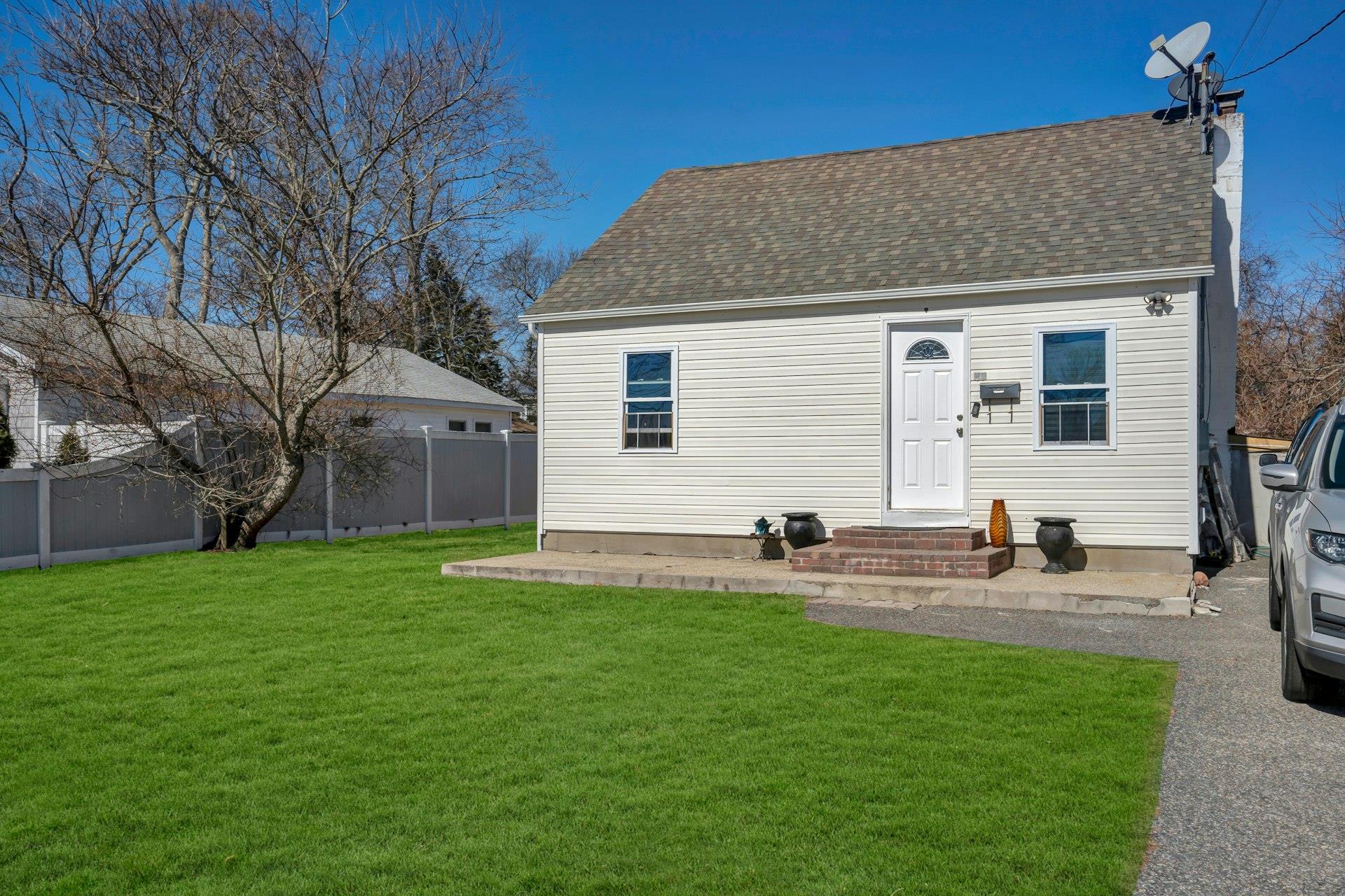 33 Lombardy Drive