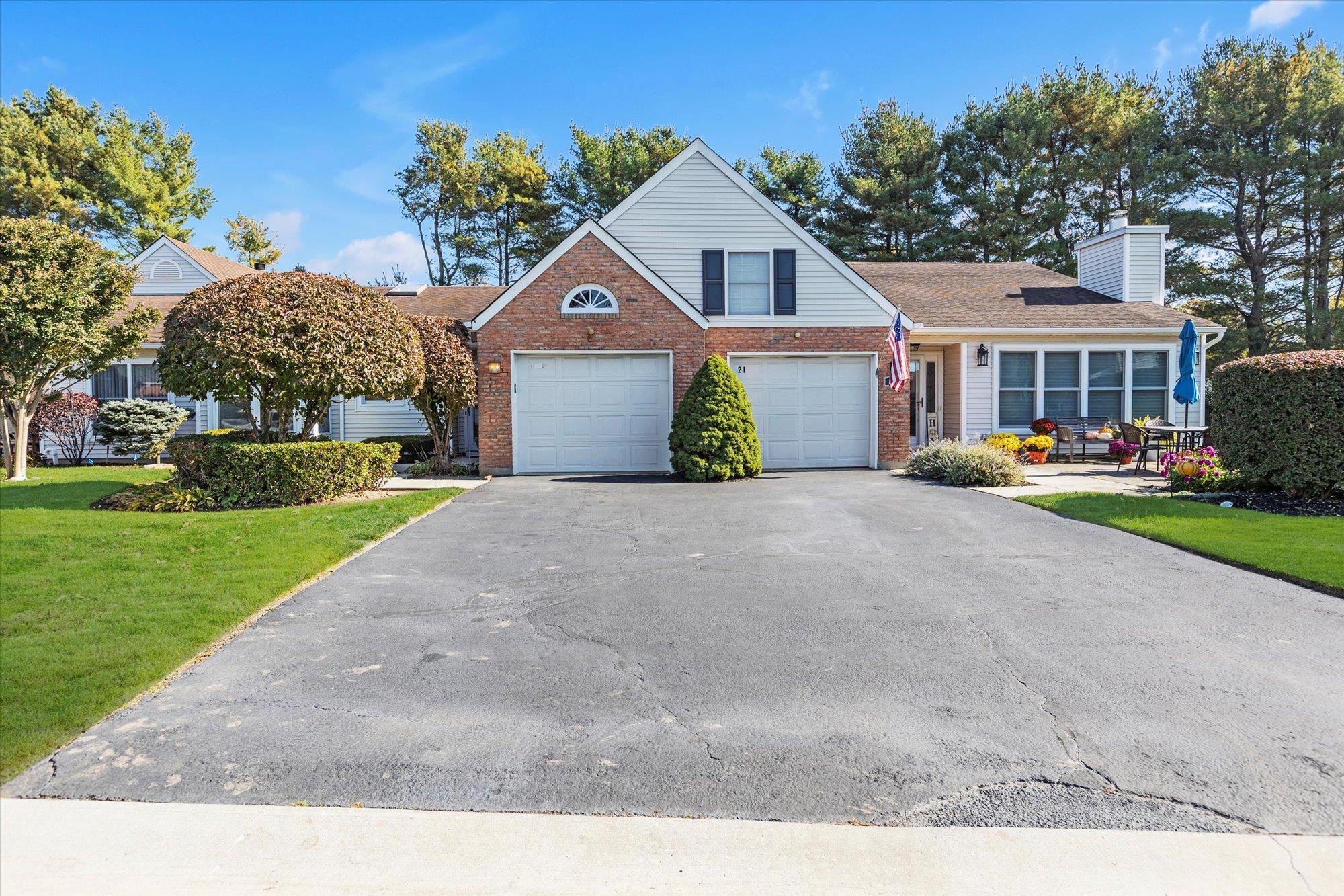 23 Standish Drive Unit: 23