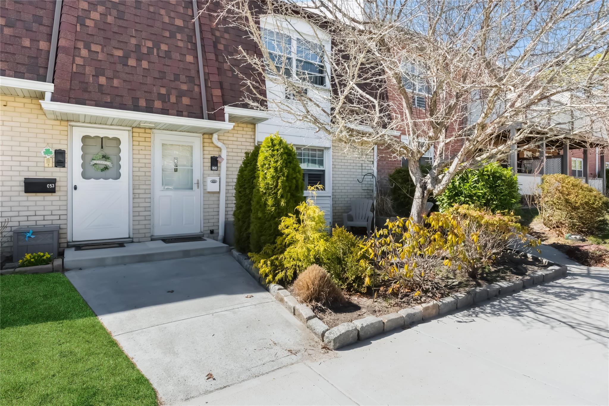 10 Glen Hollow Drive Unit: C54