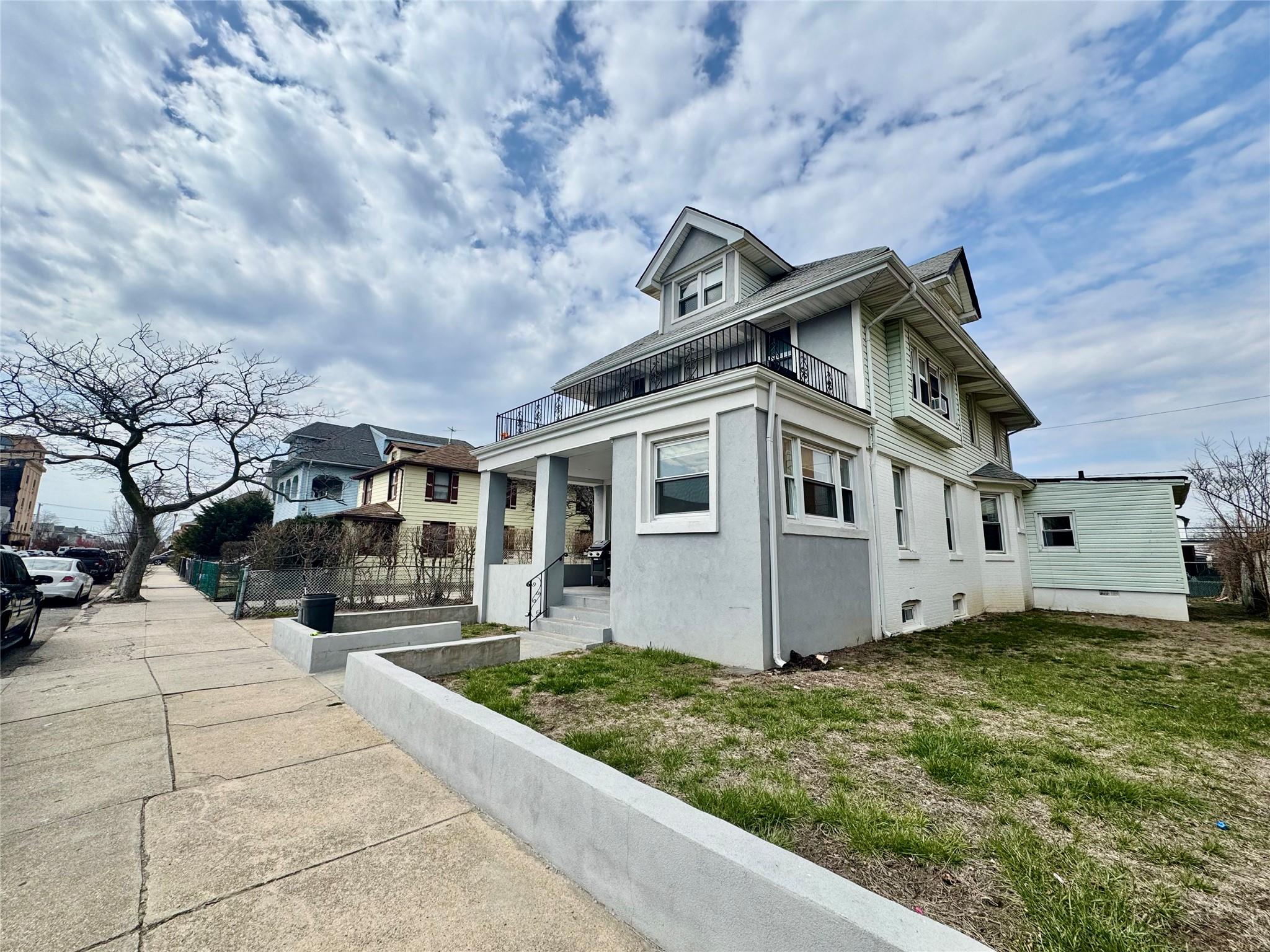 121 W Chester Street Unit: Main