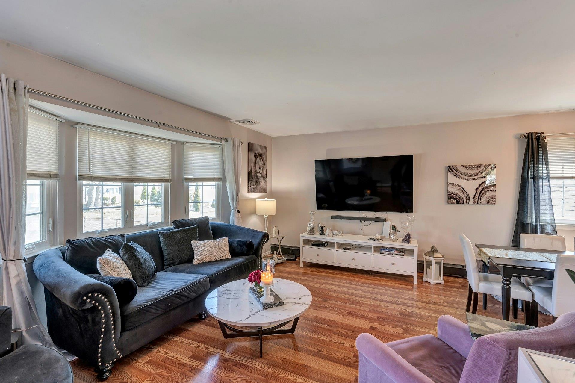 416 Blue Point Road