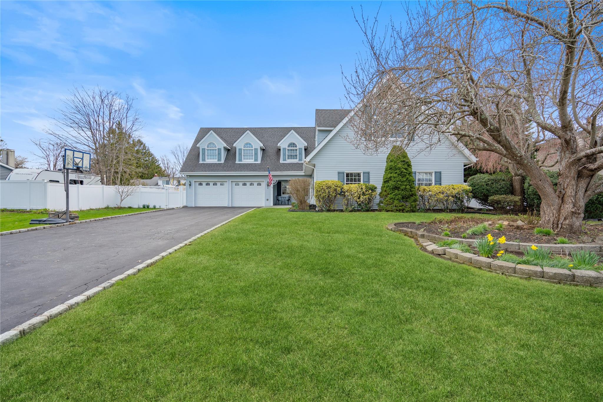 17 Redwood Lane