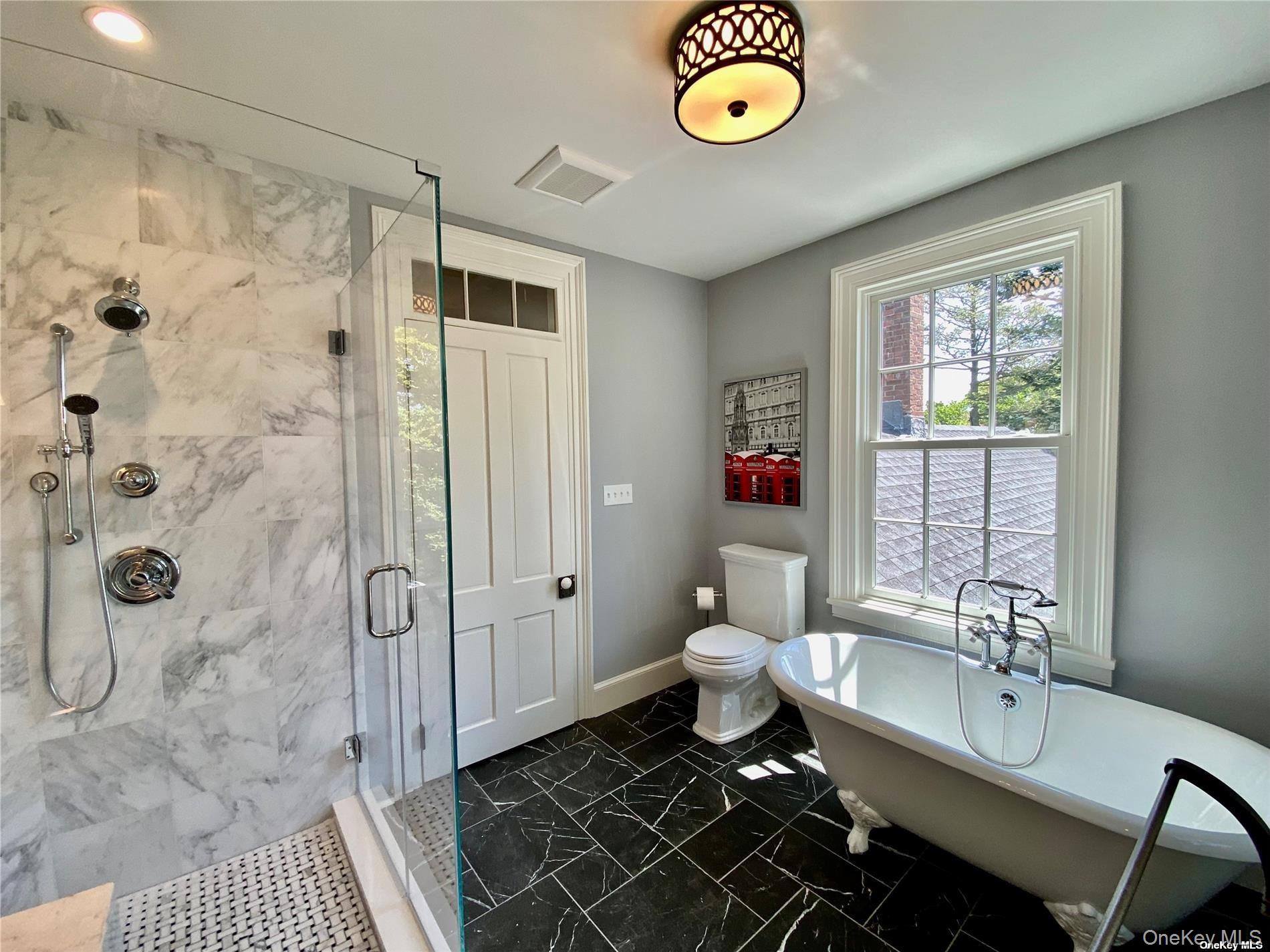 1685 Peconic Lane
