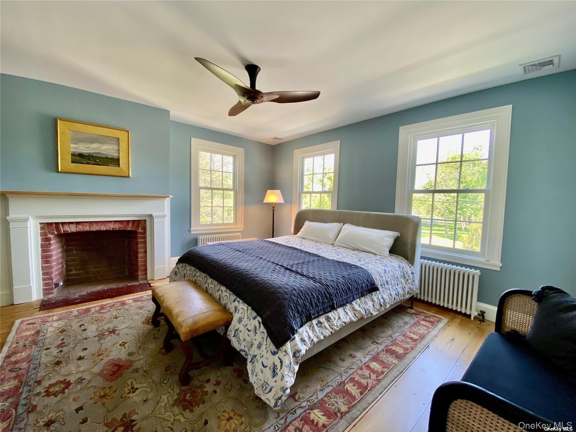 1685 Peconic Lane