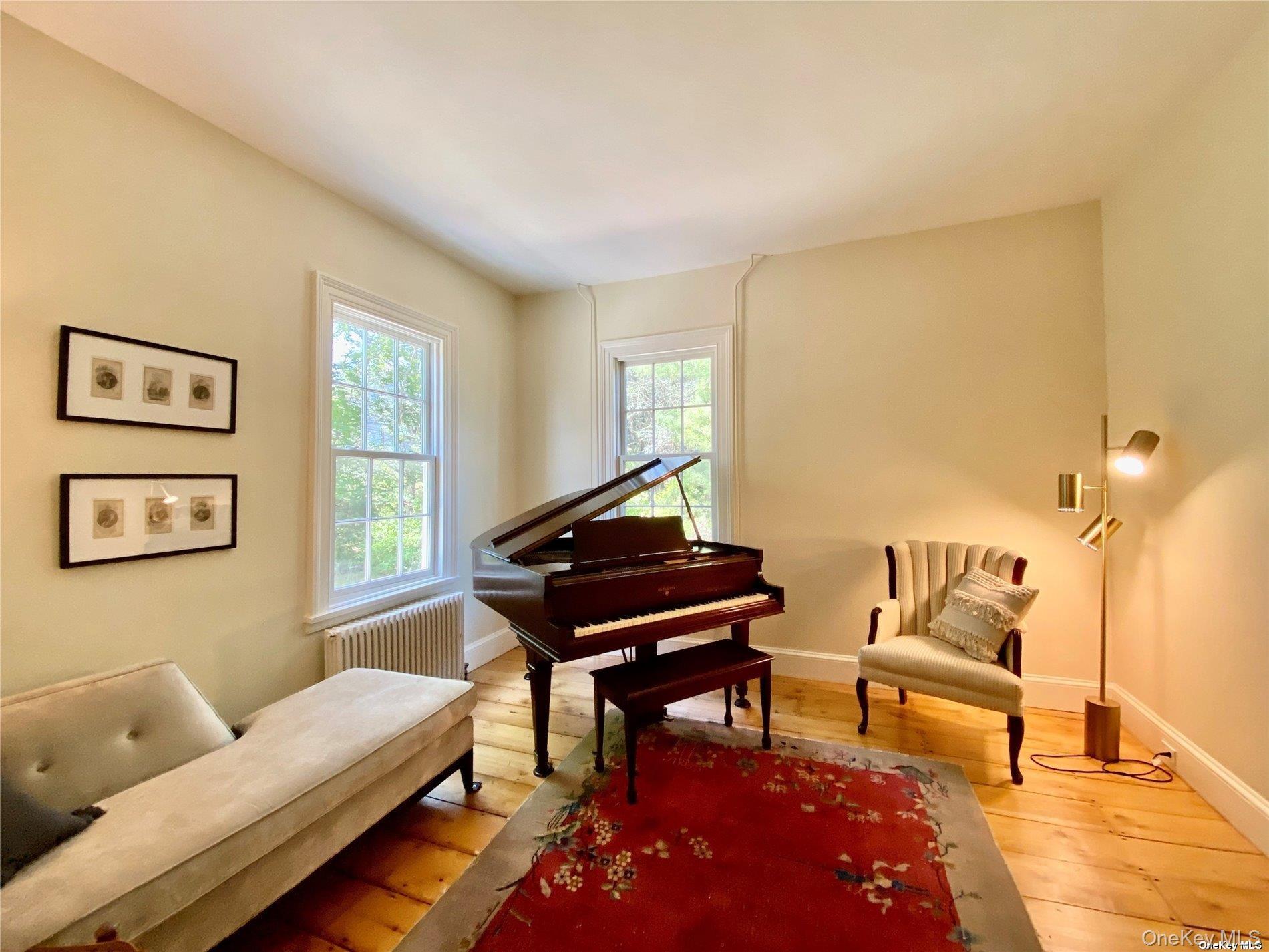 1685 Peconic Lane