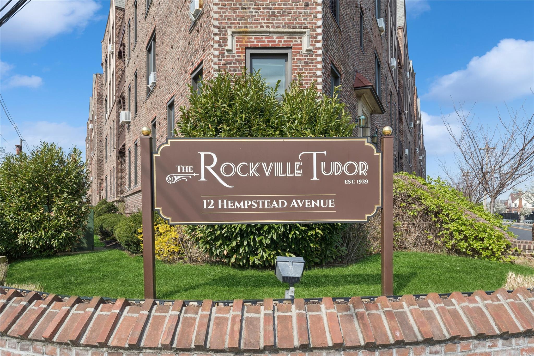 12 Hempstead Avenue Unit: 3B