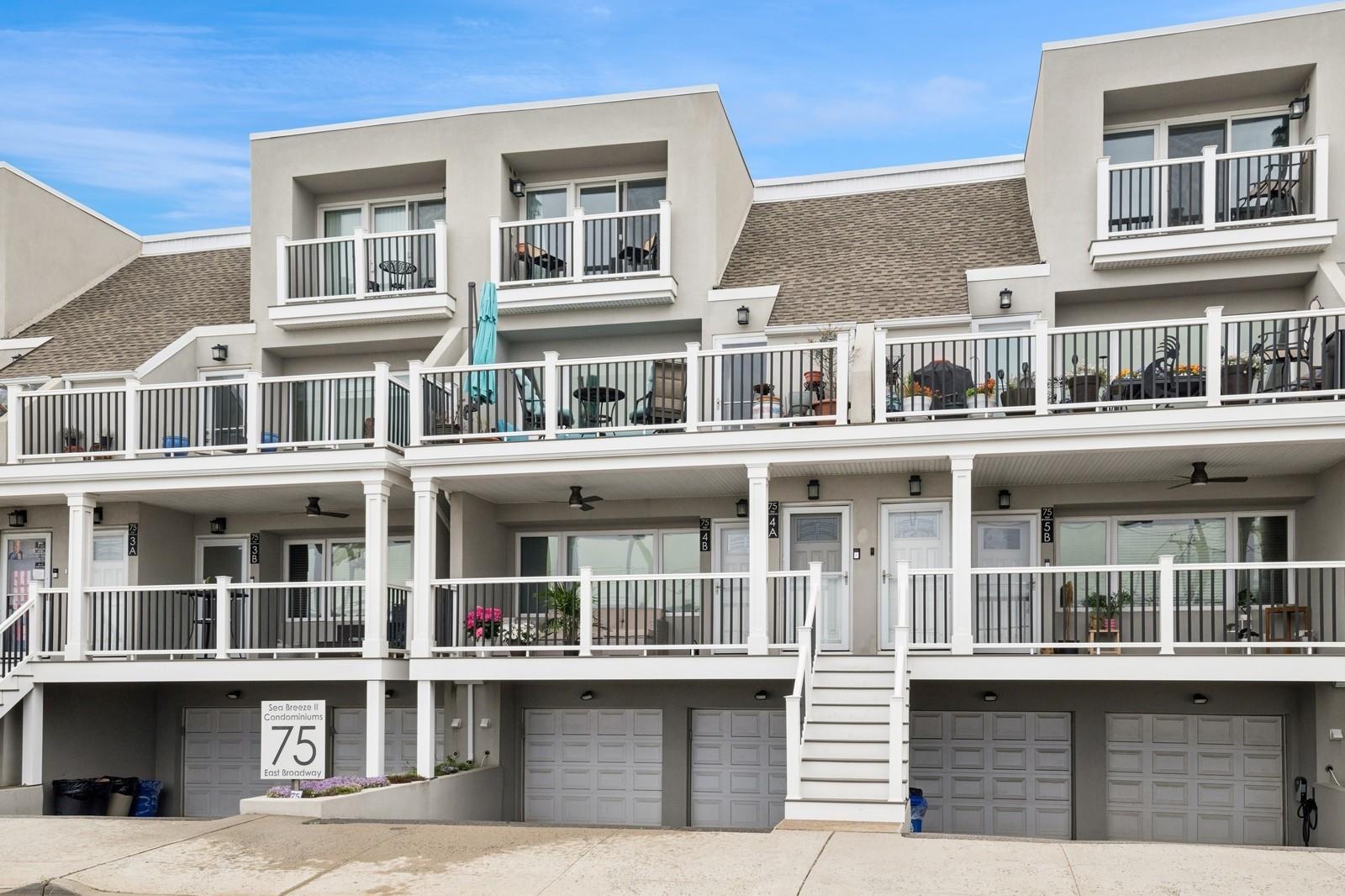 75 E Broadway Unit: 4A
