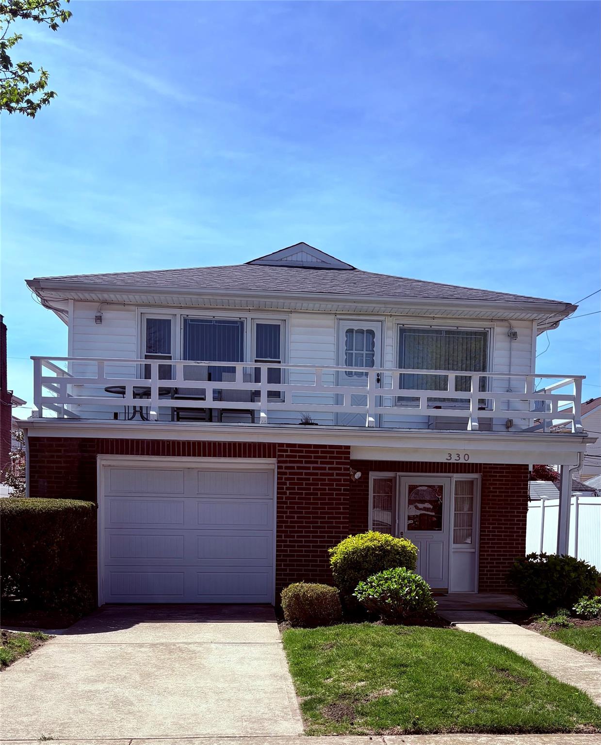 330 W Pine Street