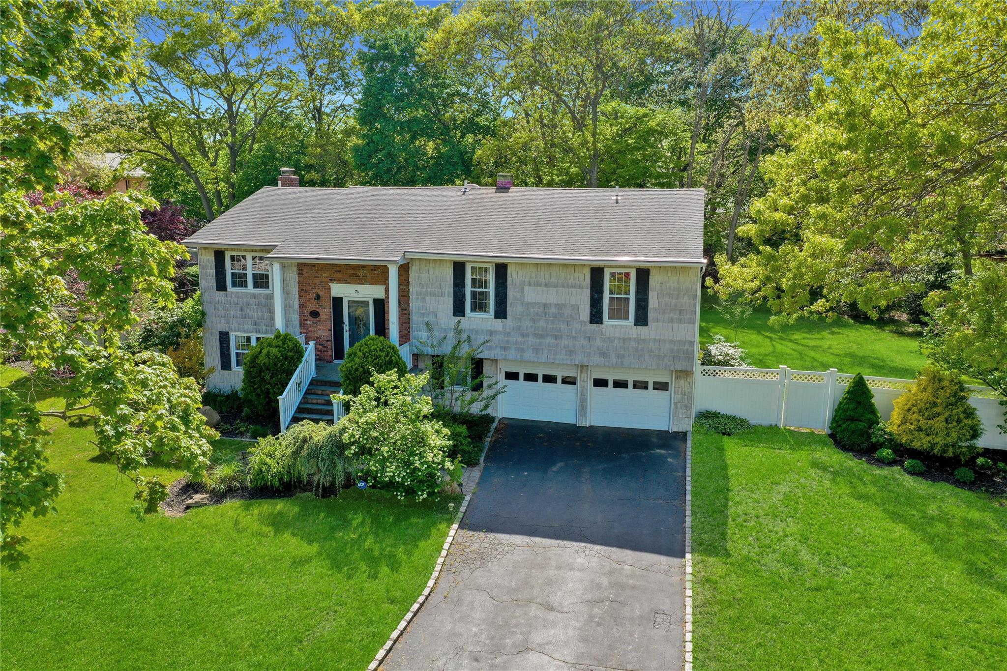 10 Henearly Drive