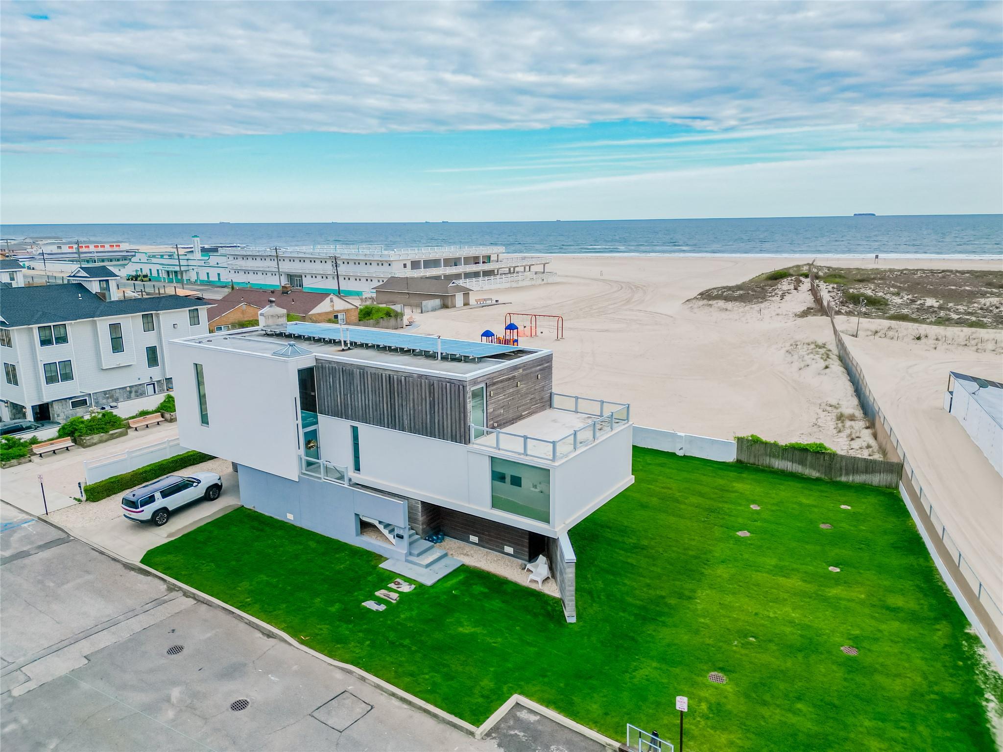 2139 Pacific Boulevard