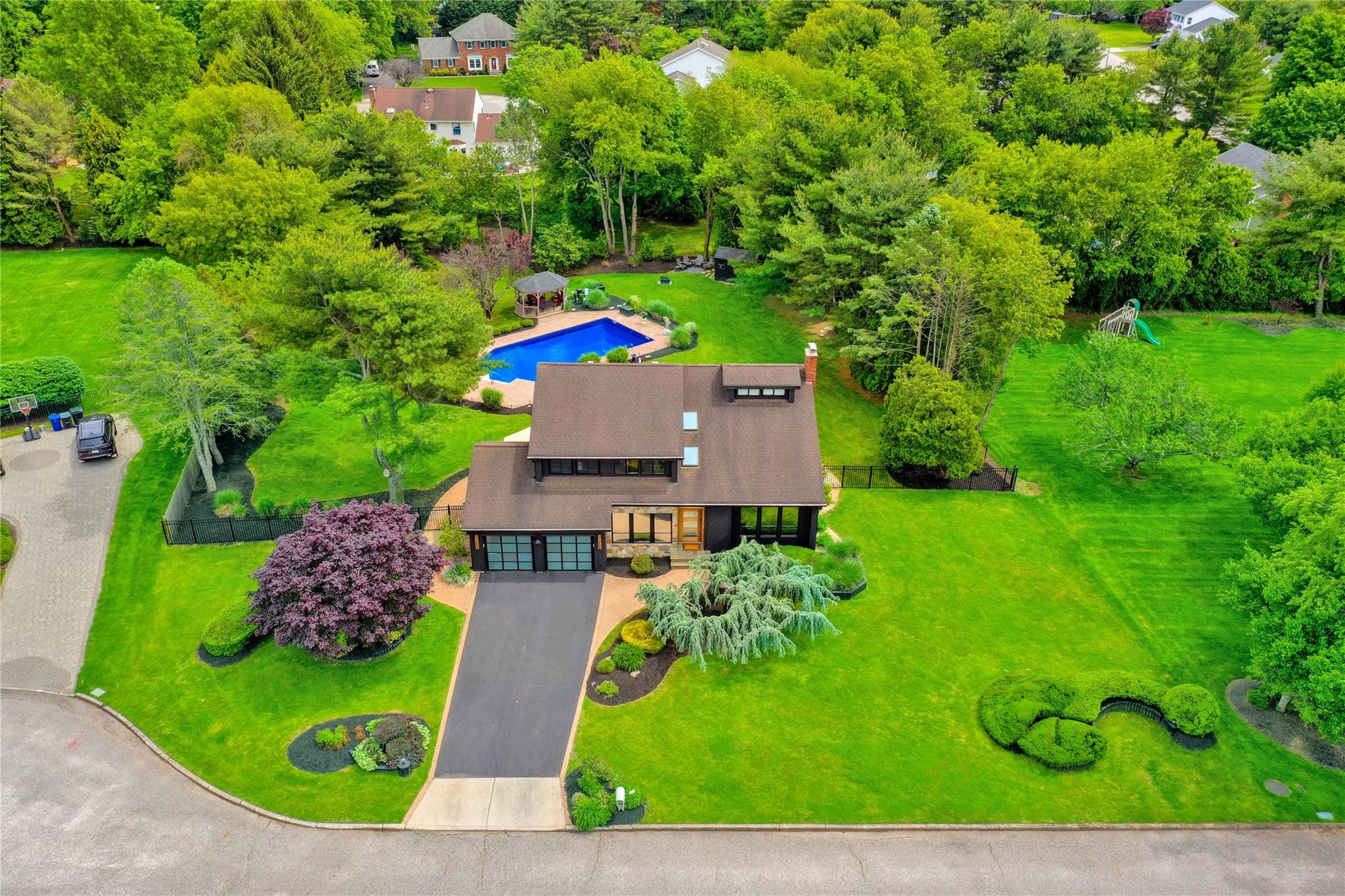 4 Hatteras Court
