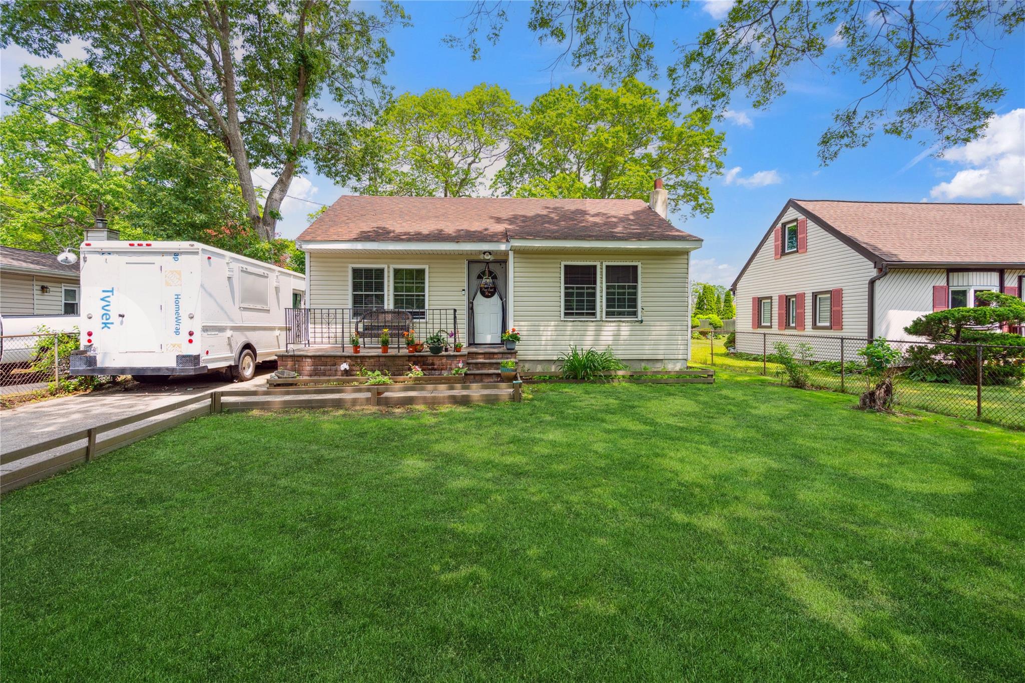 35 Laurel Lane