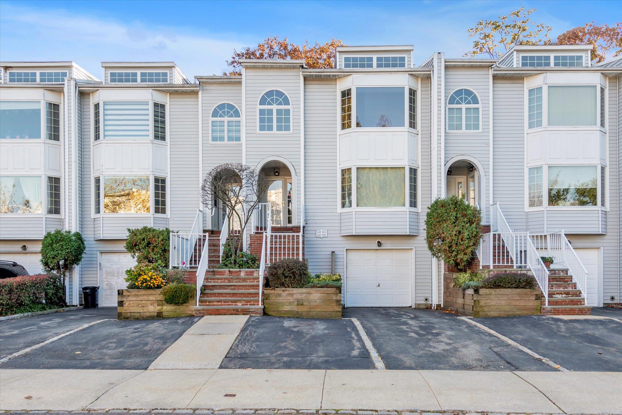 240-06B Oak Park Drive