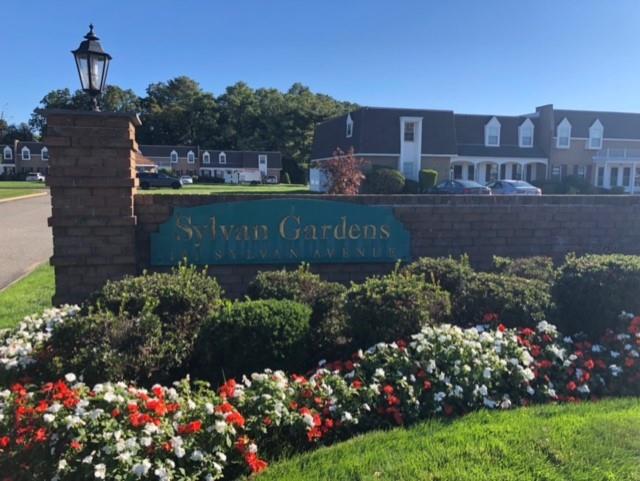 101 Sylvan Avenue Unit: 21