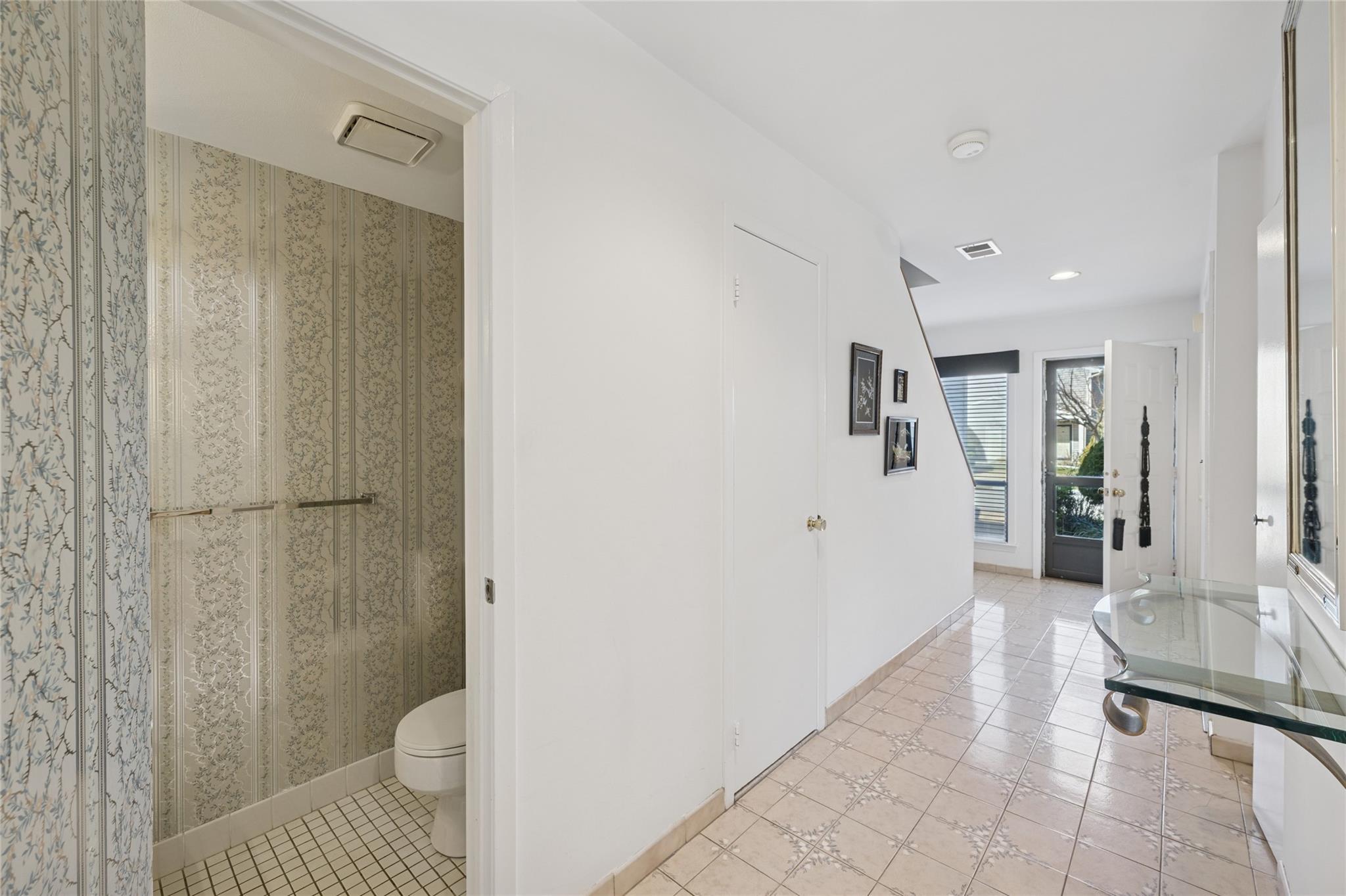 100 Daly Boulevard Unit: 2605