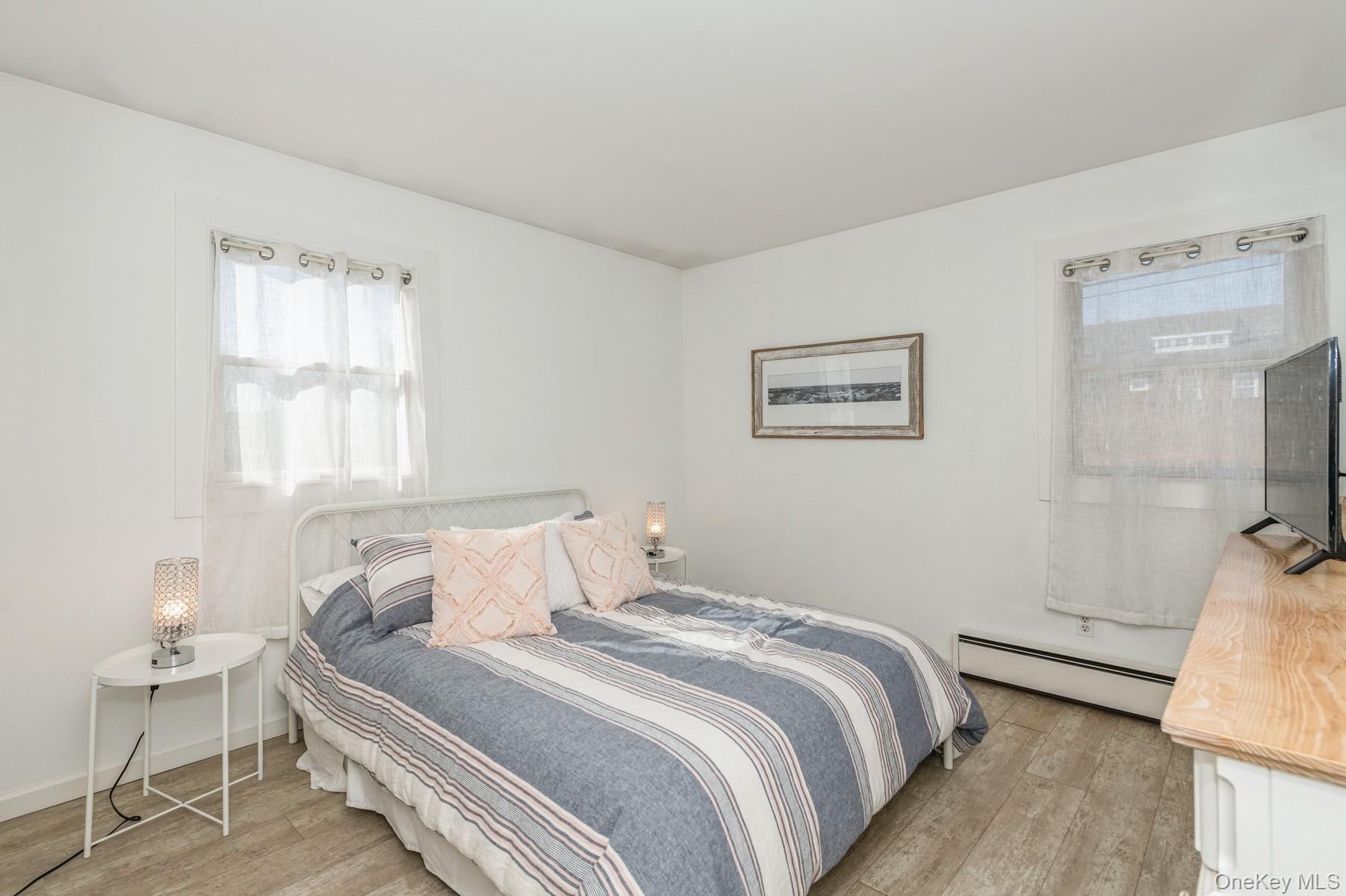 33 Hoppin Avenue
