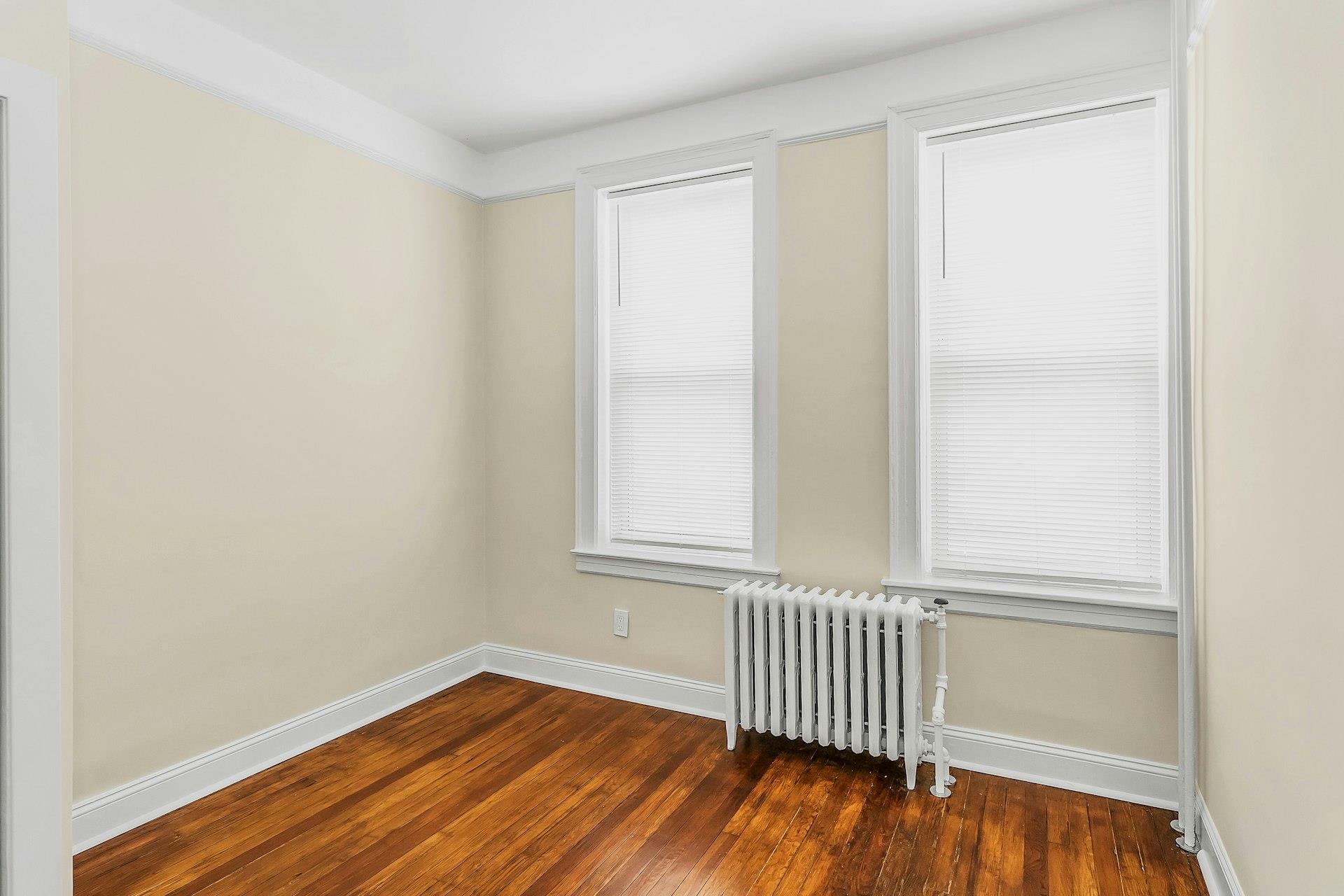 25-34 42nd Street
